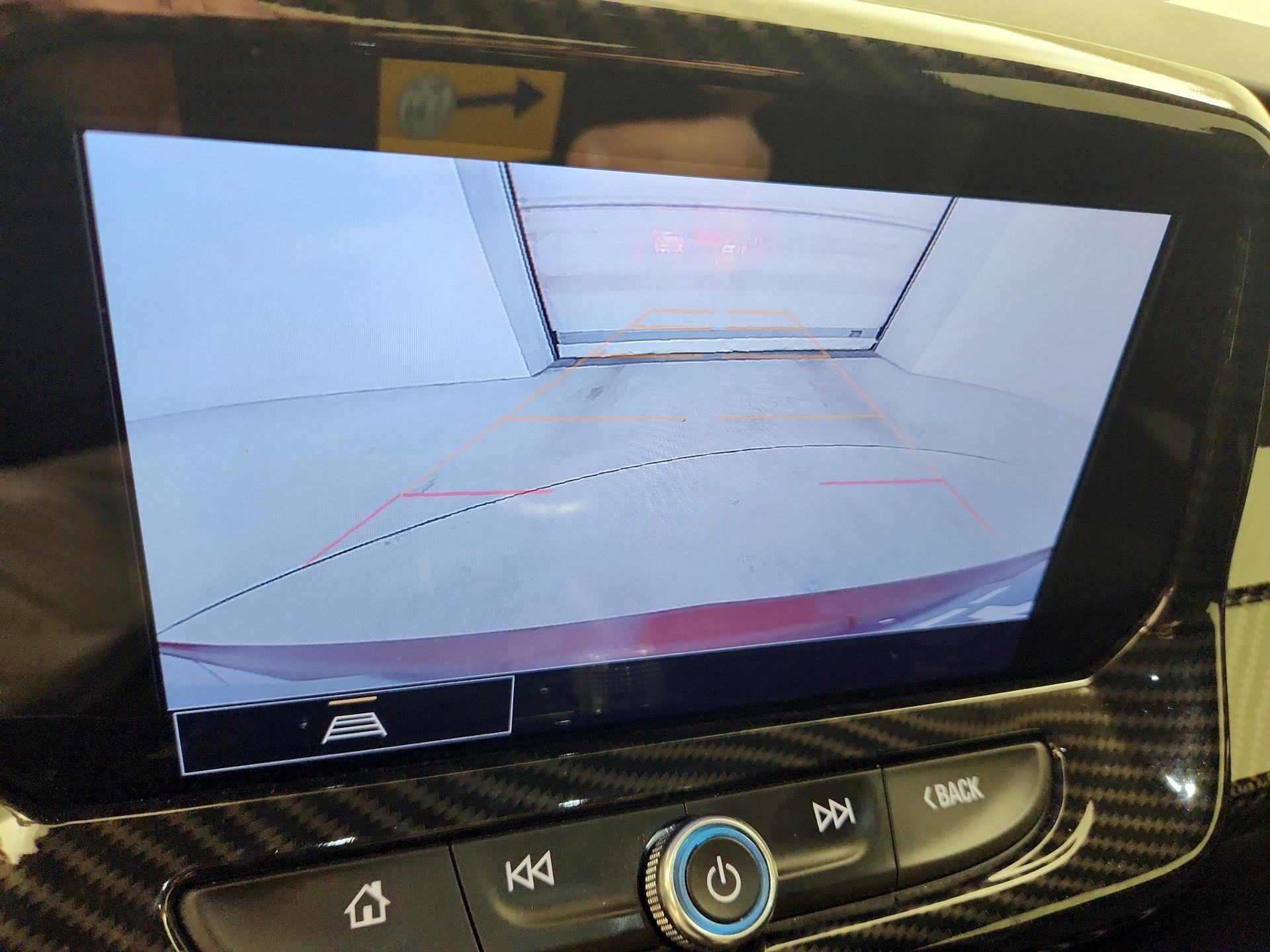 Thumbnail: 2021 Chevrolet Camaro - 14