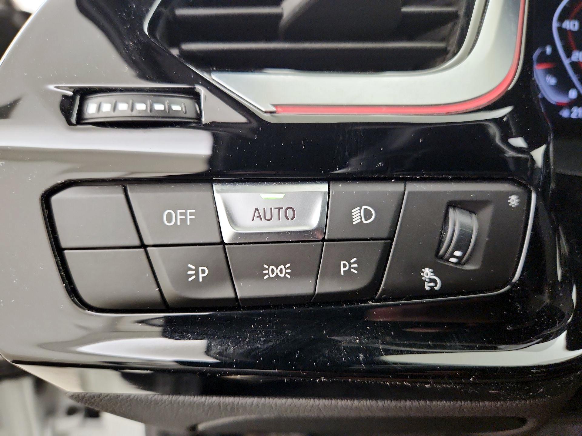 Thumbnail: 2020 BMW Z4 - 13