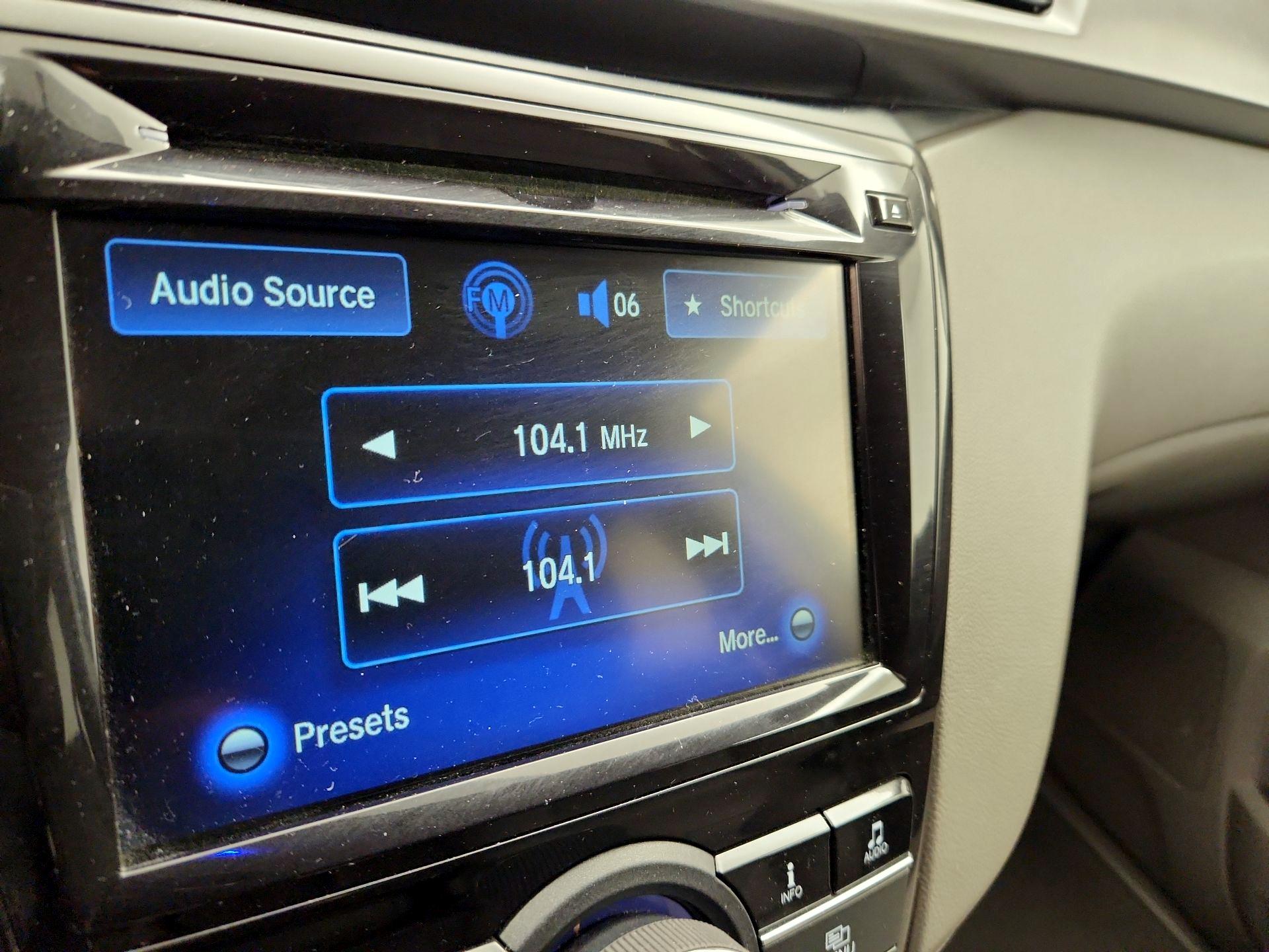 Thumbnail: 2014 Honda Odyssey - 15