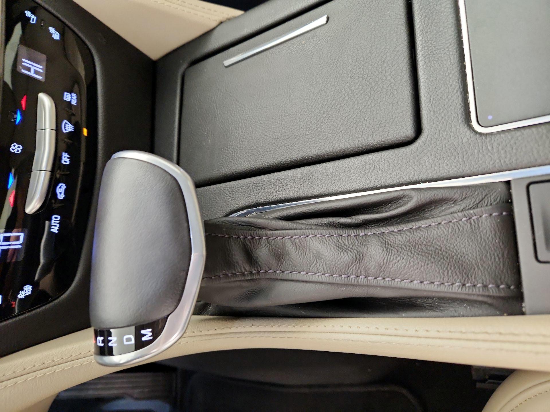 Thumbnail: 2018 Cadillac CT6 - 18