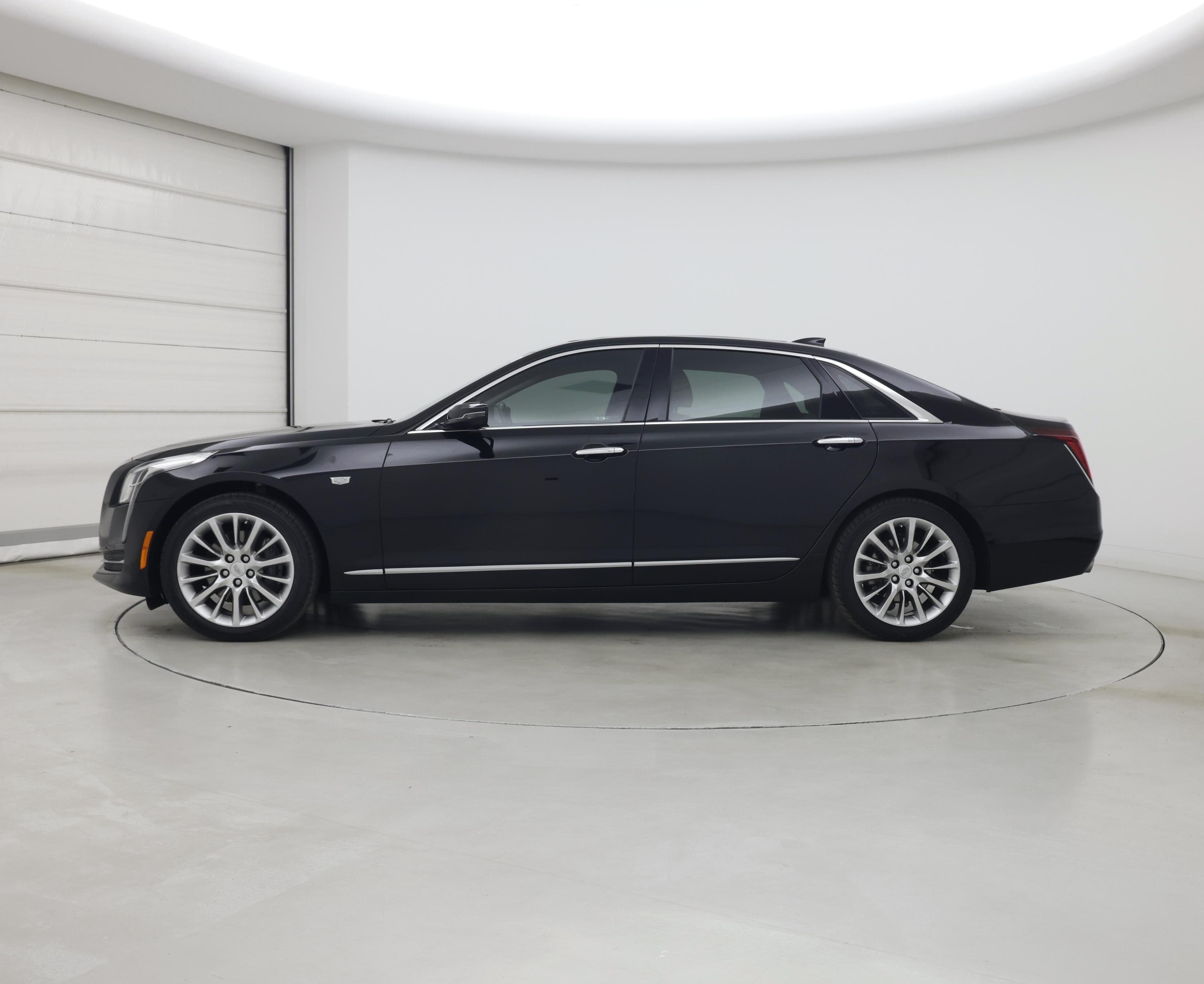 Thumbnail: 2018 Cadillac CT6 - 3