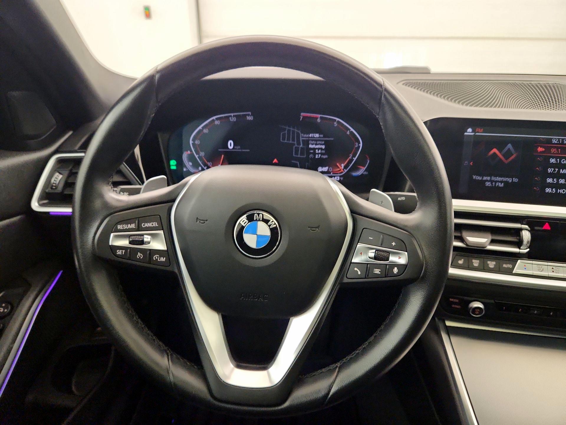 Thumbnail: 2021 BMW 3 Series - 10