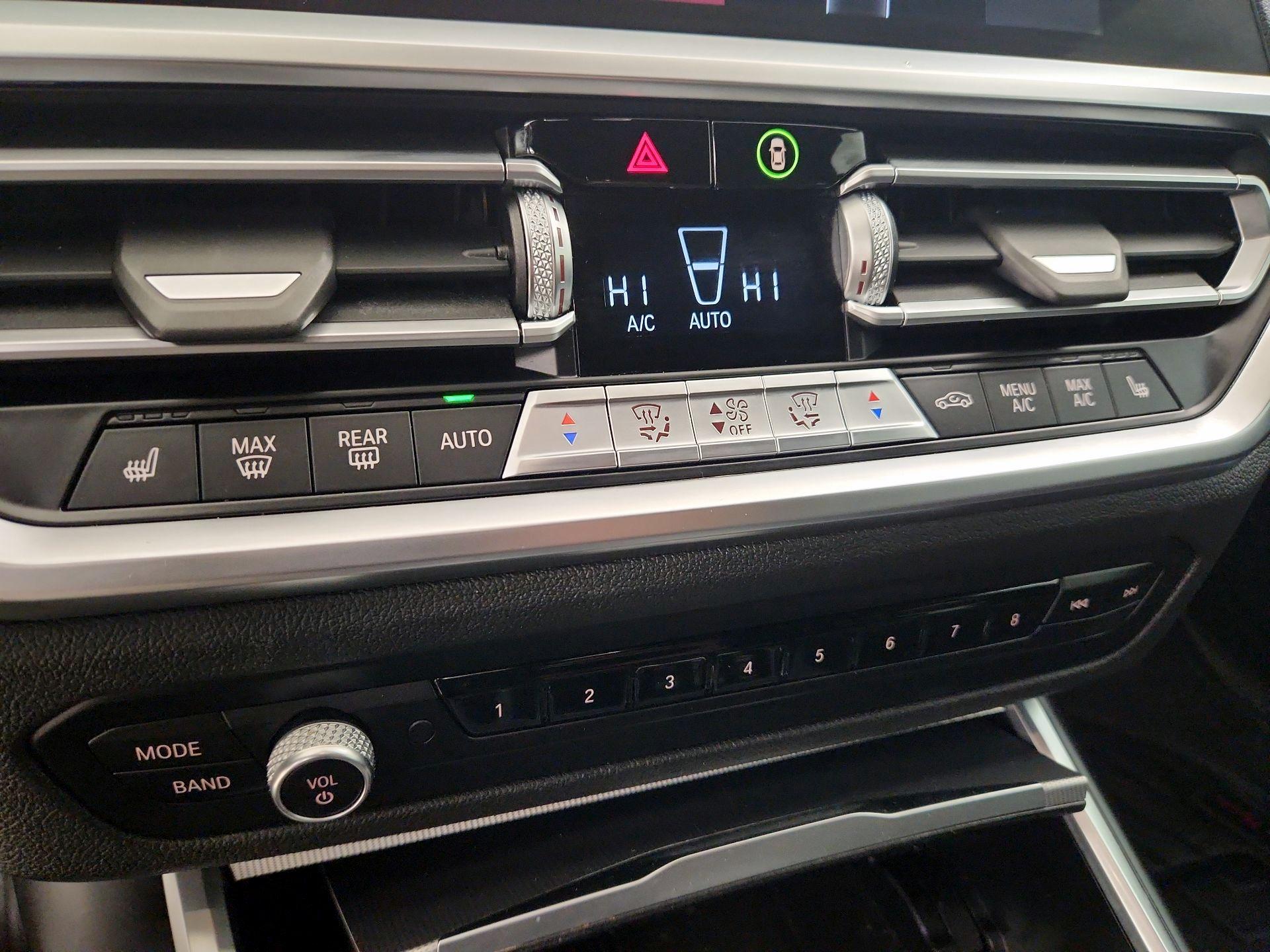 Thumbnail: 2021 BMW 3 Series - 17