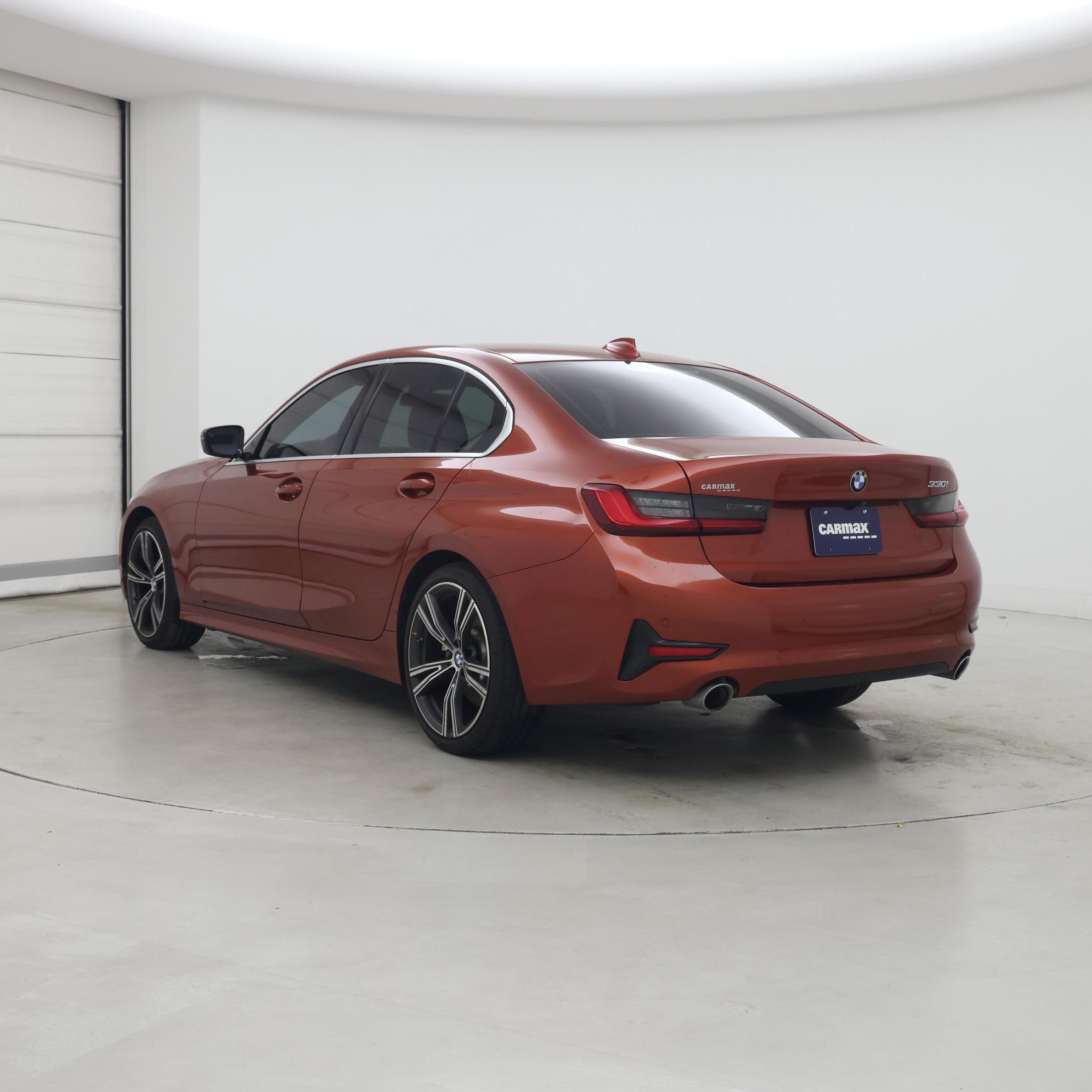 Thumbnail: 2021 BMW 3 Series - 2