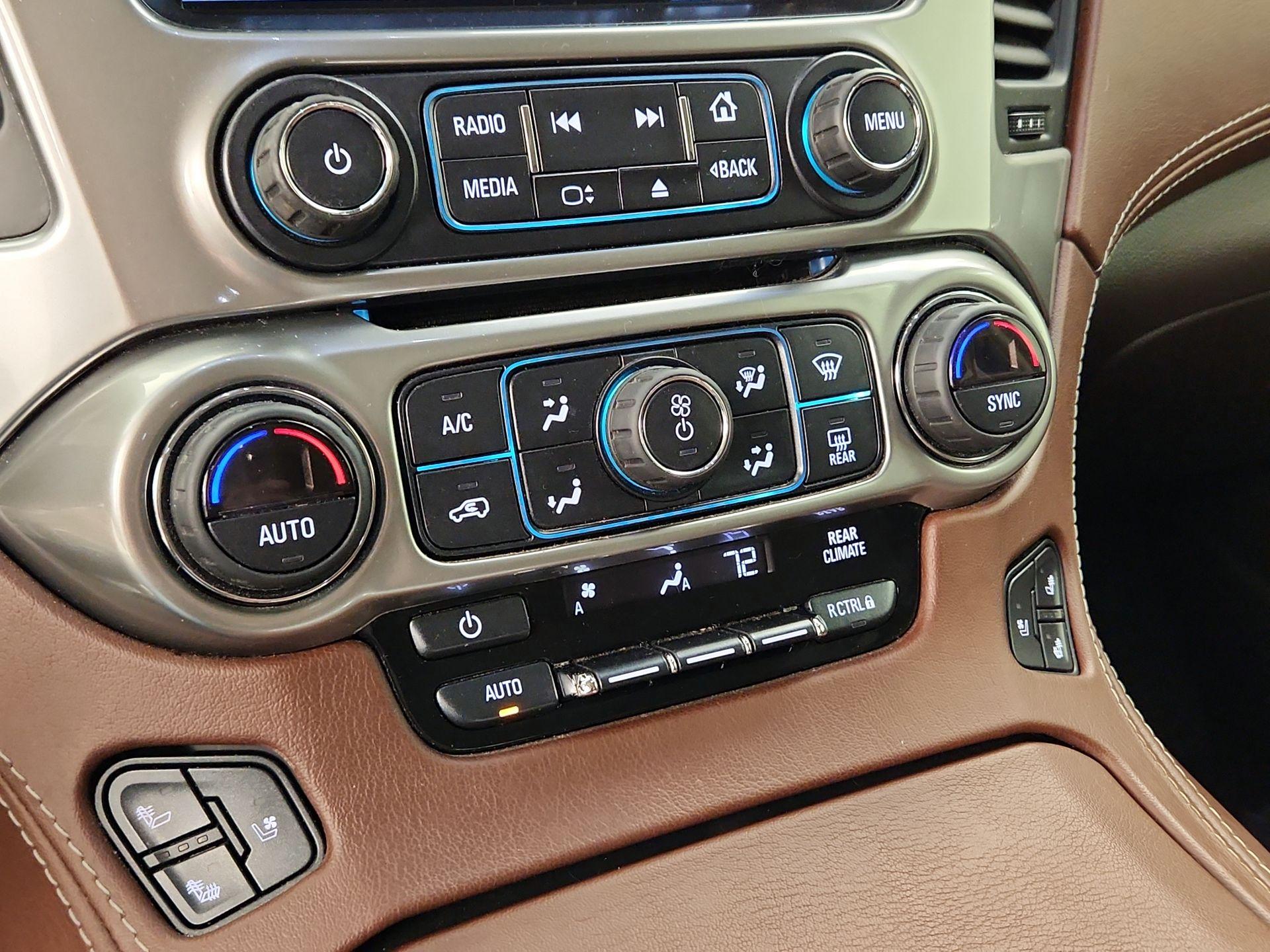 Thumbnail: 2018 Chevrolet Tahoe - 17