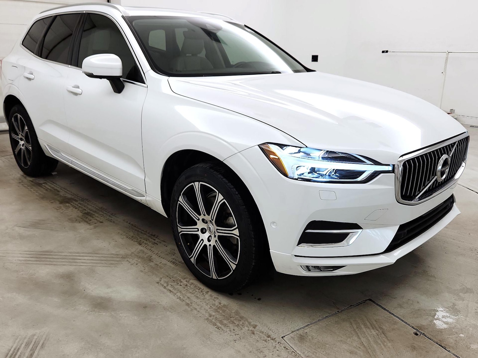 2019 Volvo XC60 Inscription