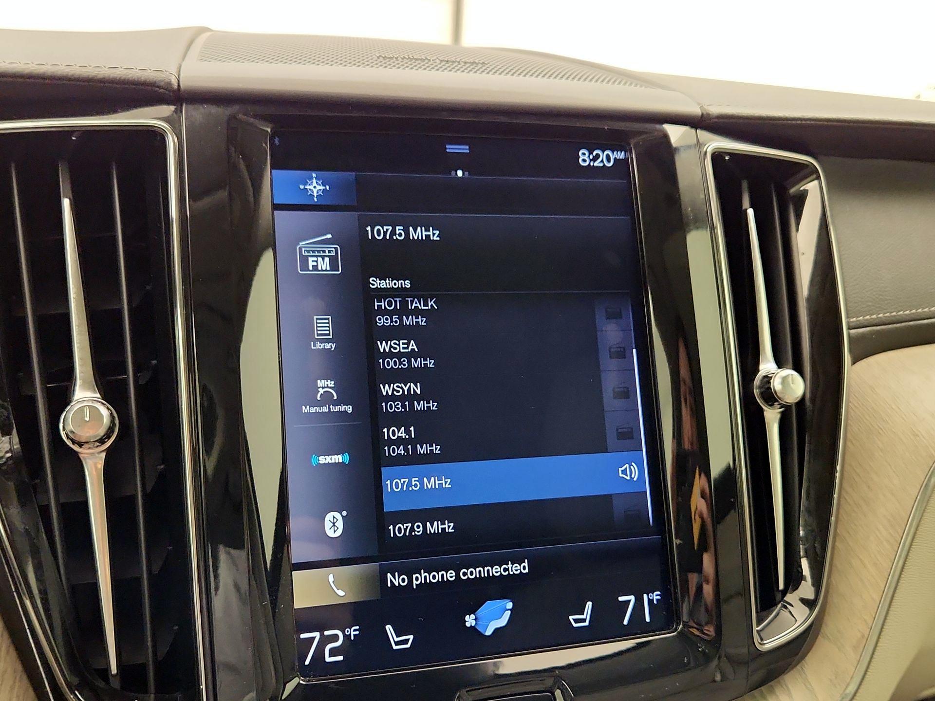 Thumbnail: 2019 Volvo XC60 - 14