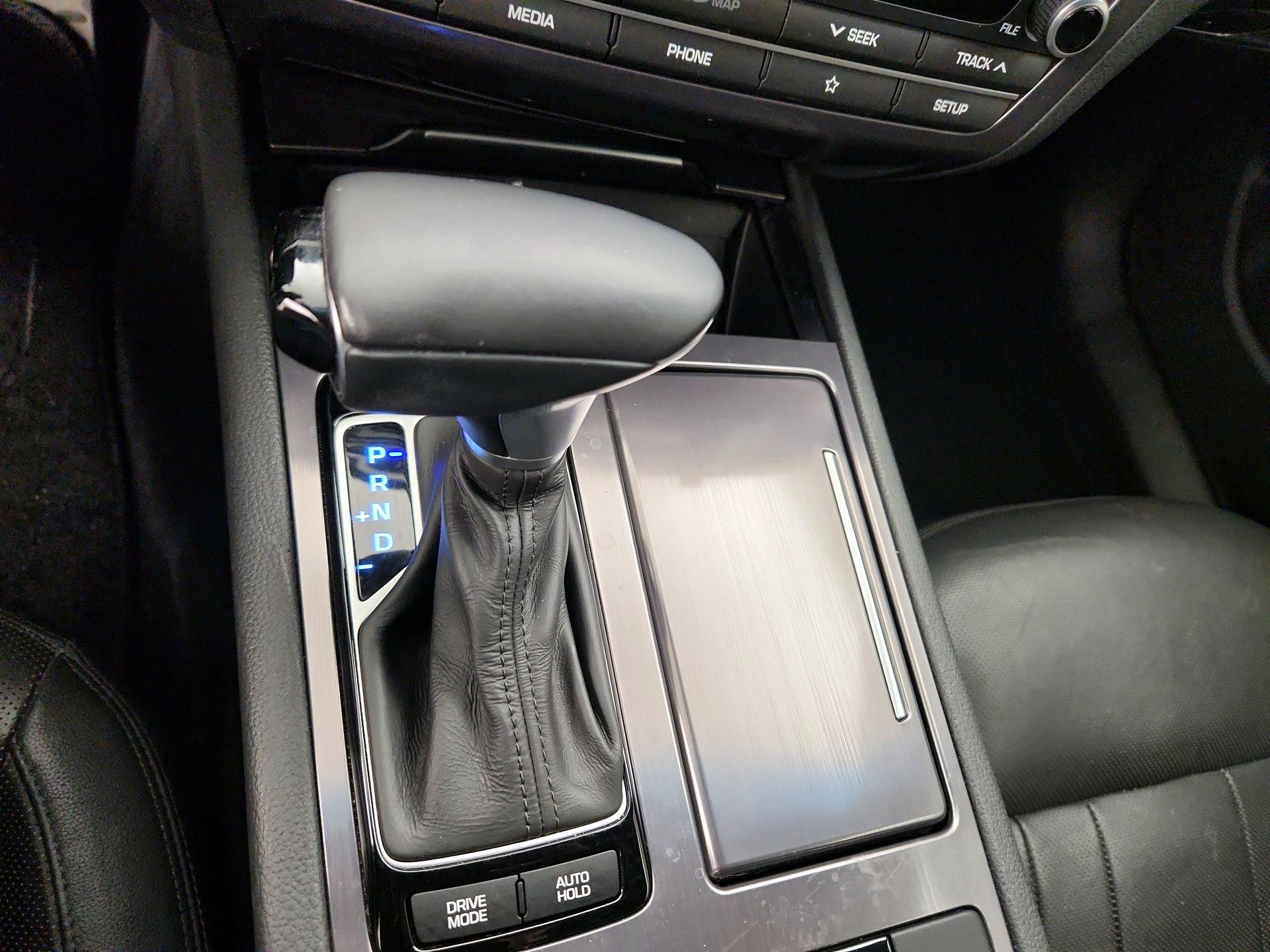 Thumbnail: 2020 Genesis G80 - 18