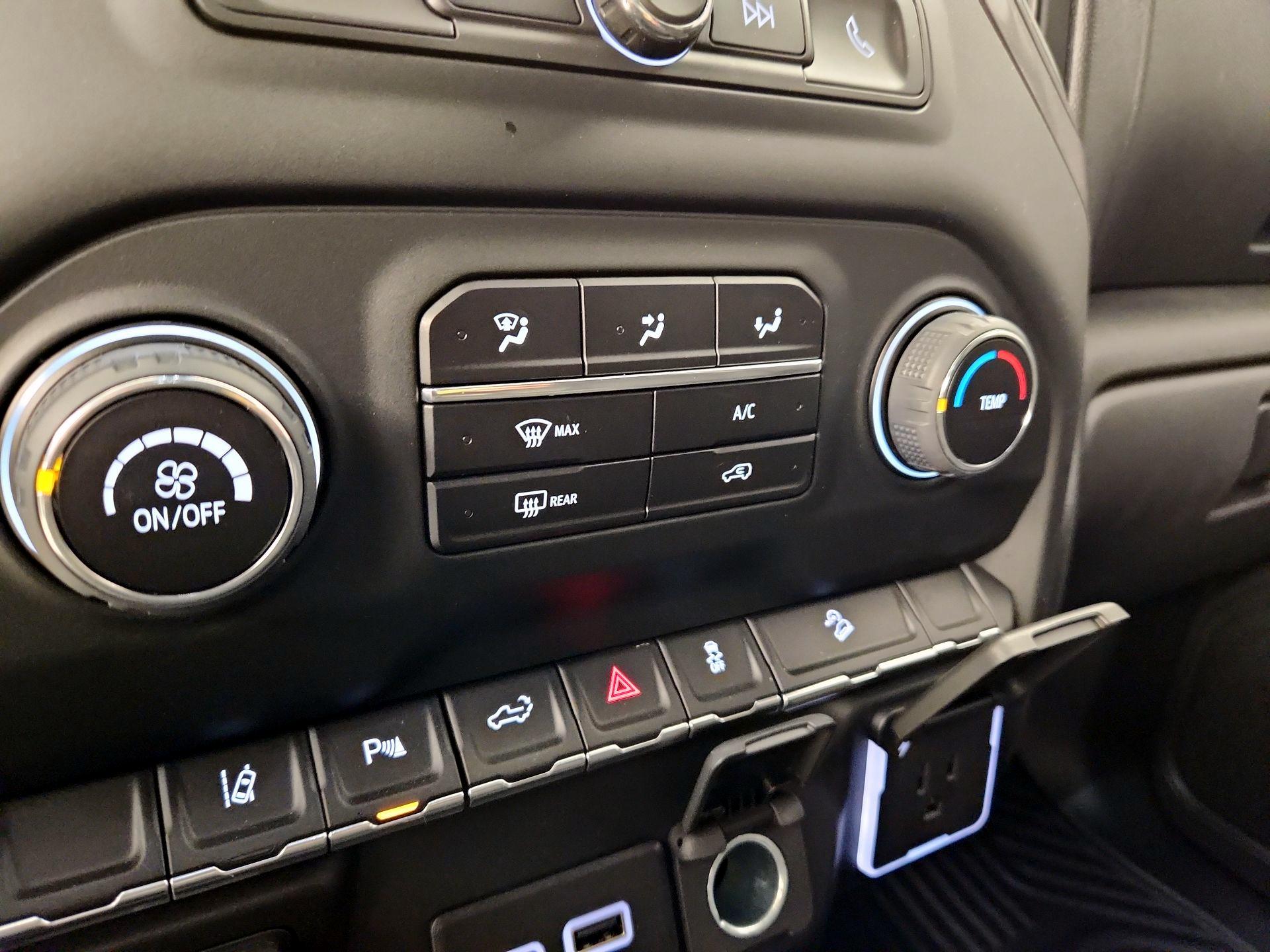 Thumbnail: 2024 Chevrolet Silverado 2500 - 16