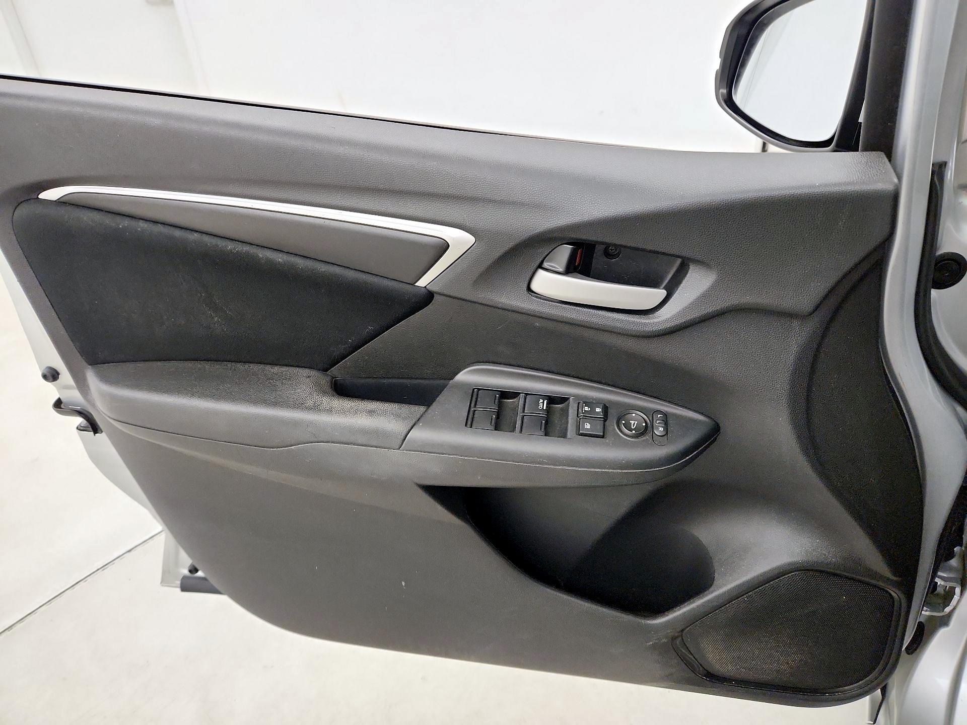 Thumbnail: 2015 Honda Fit - 12