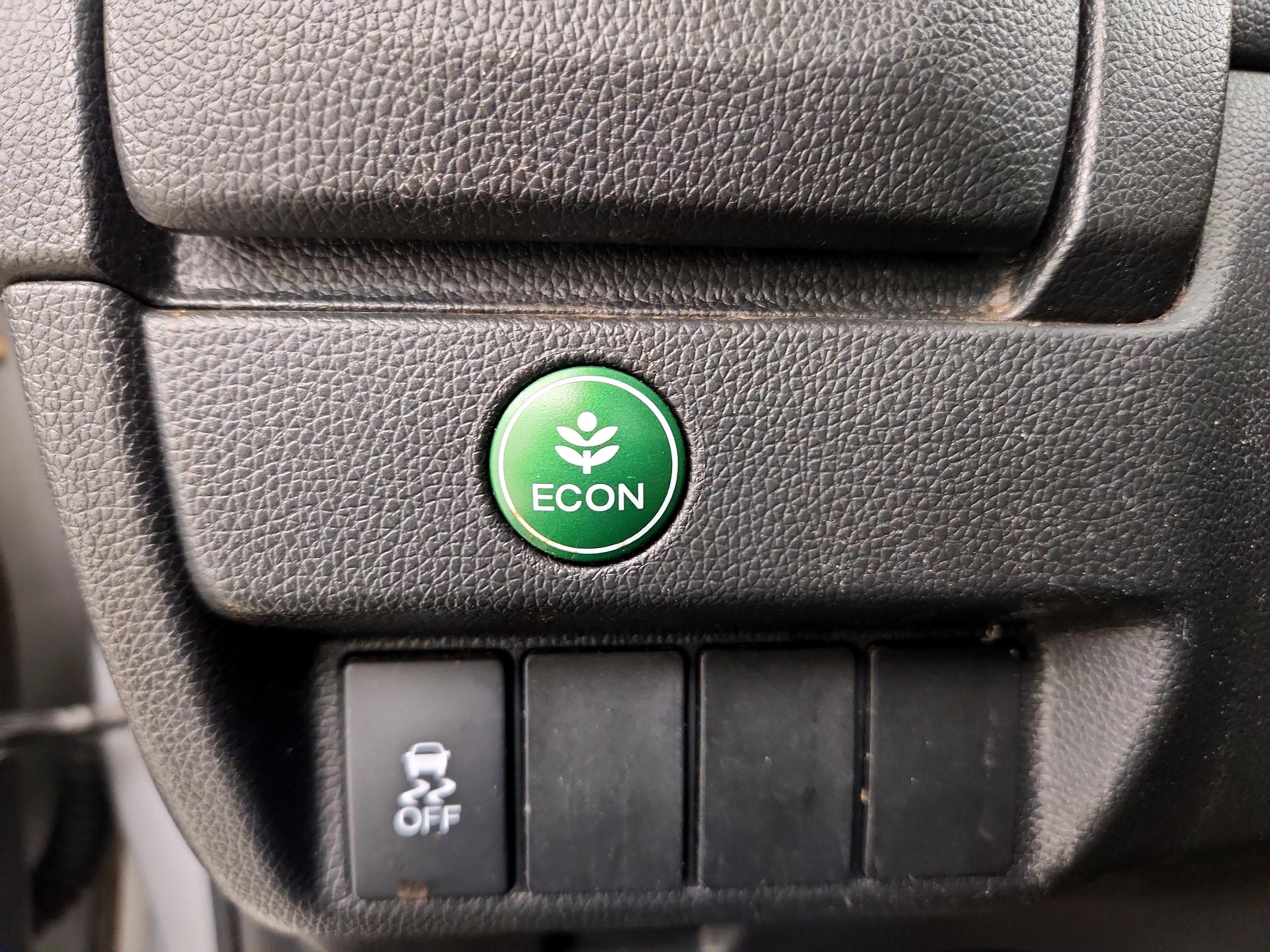 Thumbnail: 2015 Honda Fit - 13