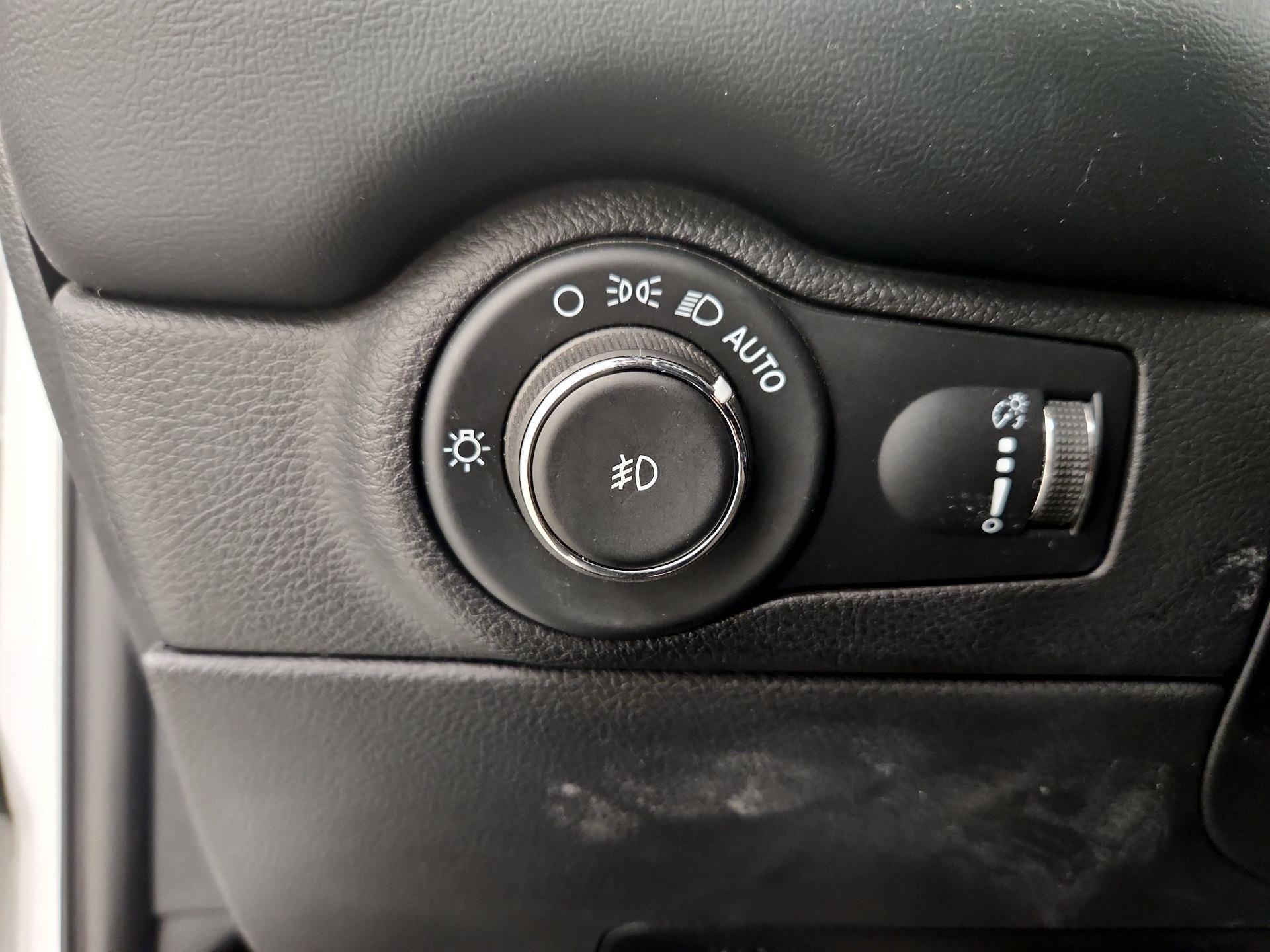 Thumbnail: 2021 Dodge Durango - 13