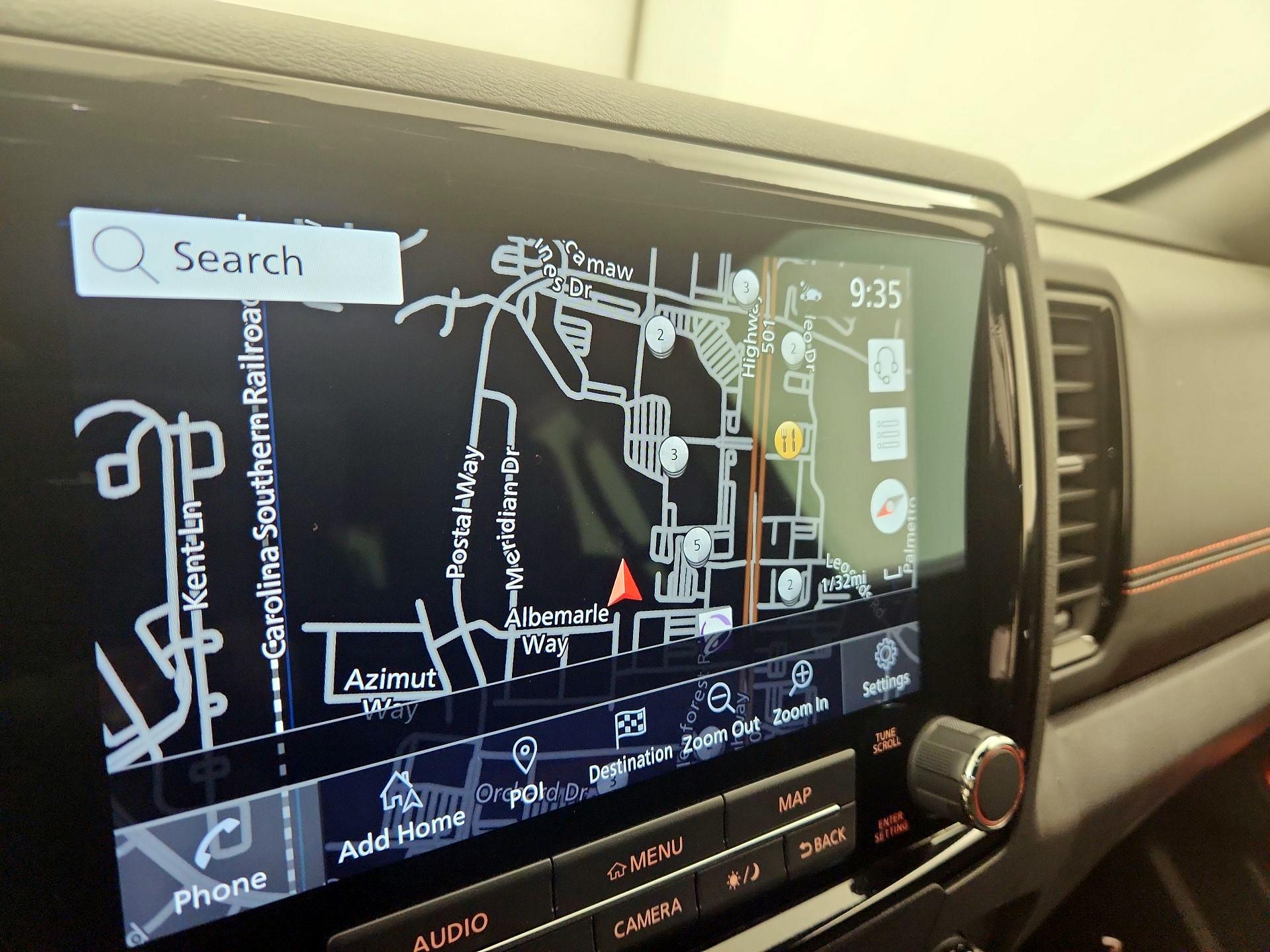 Thumbnail: 2024 Nissan Frontier - 14