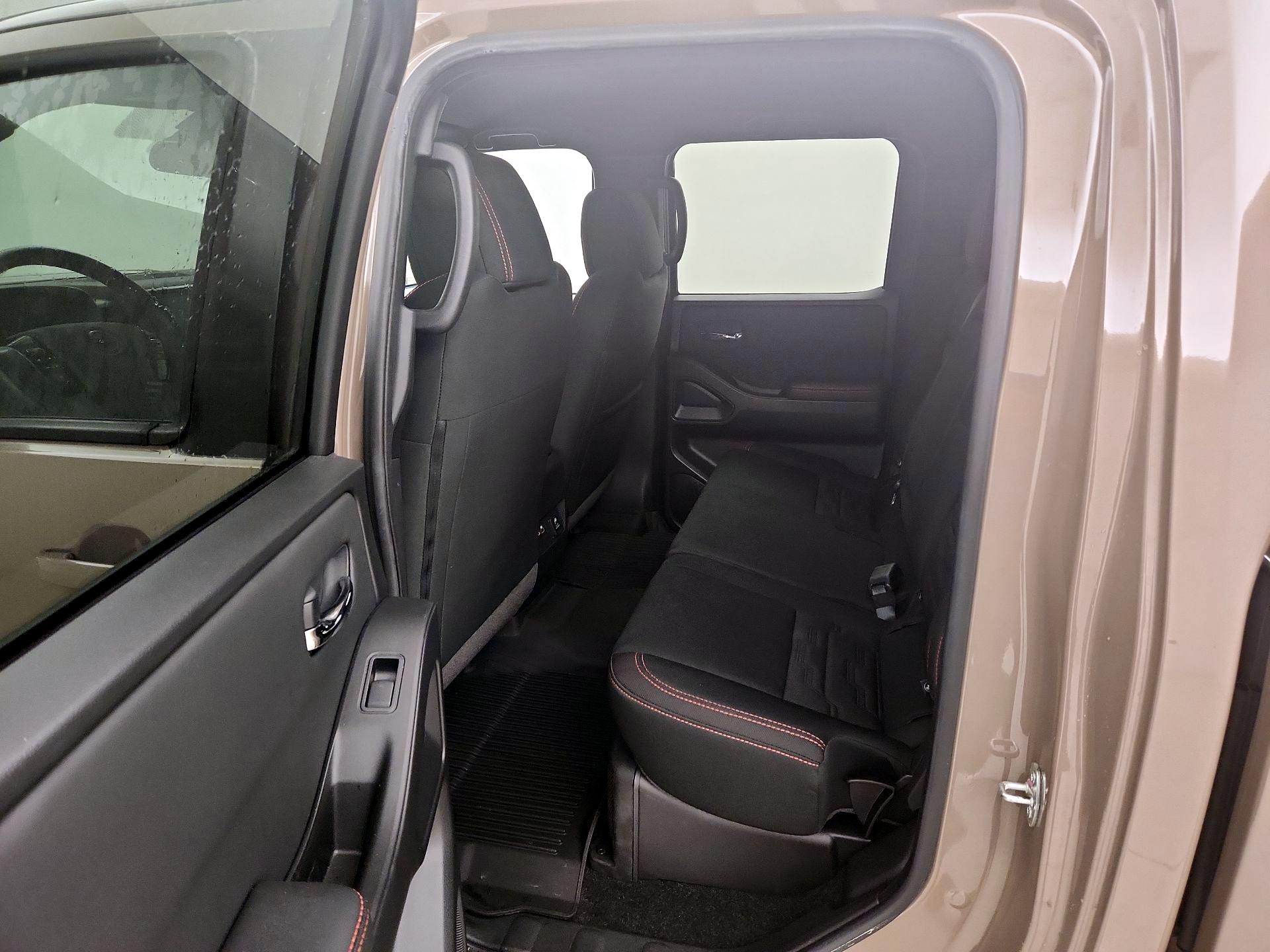 Thumbnail: 2024 Nissan Frontier - 20