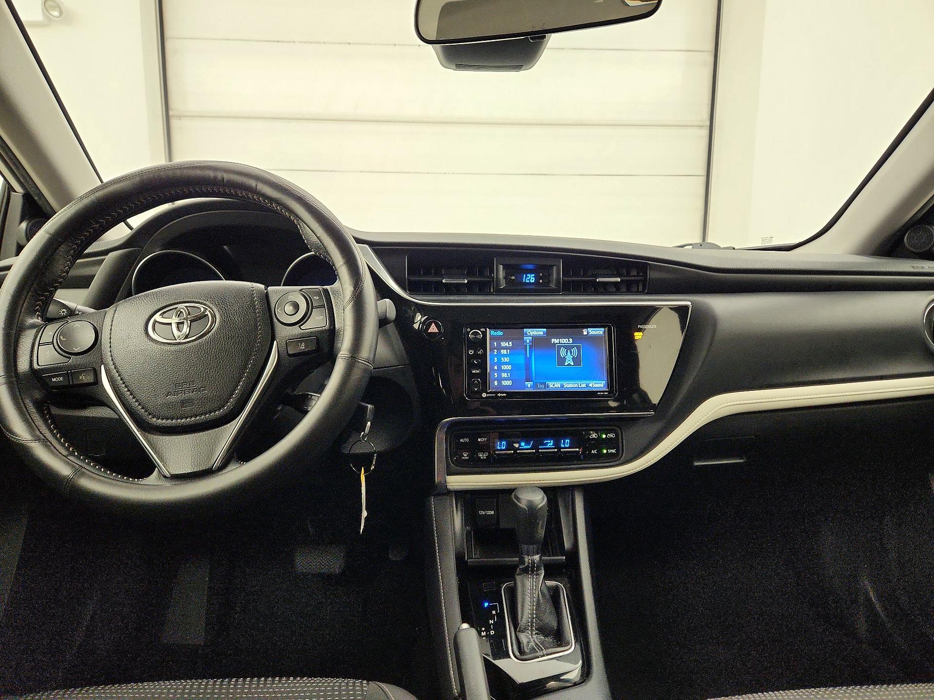 Thumbnail: 2017 Toyota Corolla iM - 9