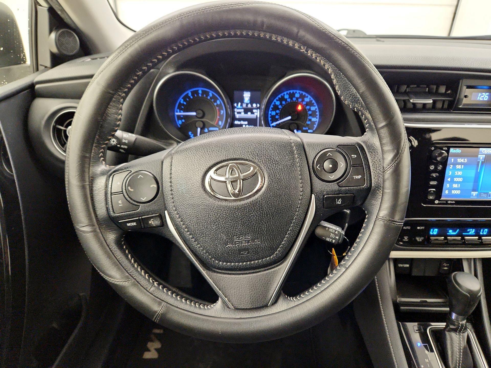 Thumbnail: 2017 Toyota Corolla iM - 10