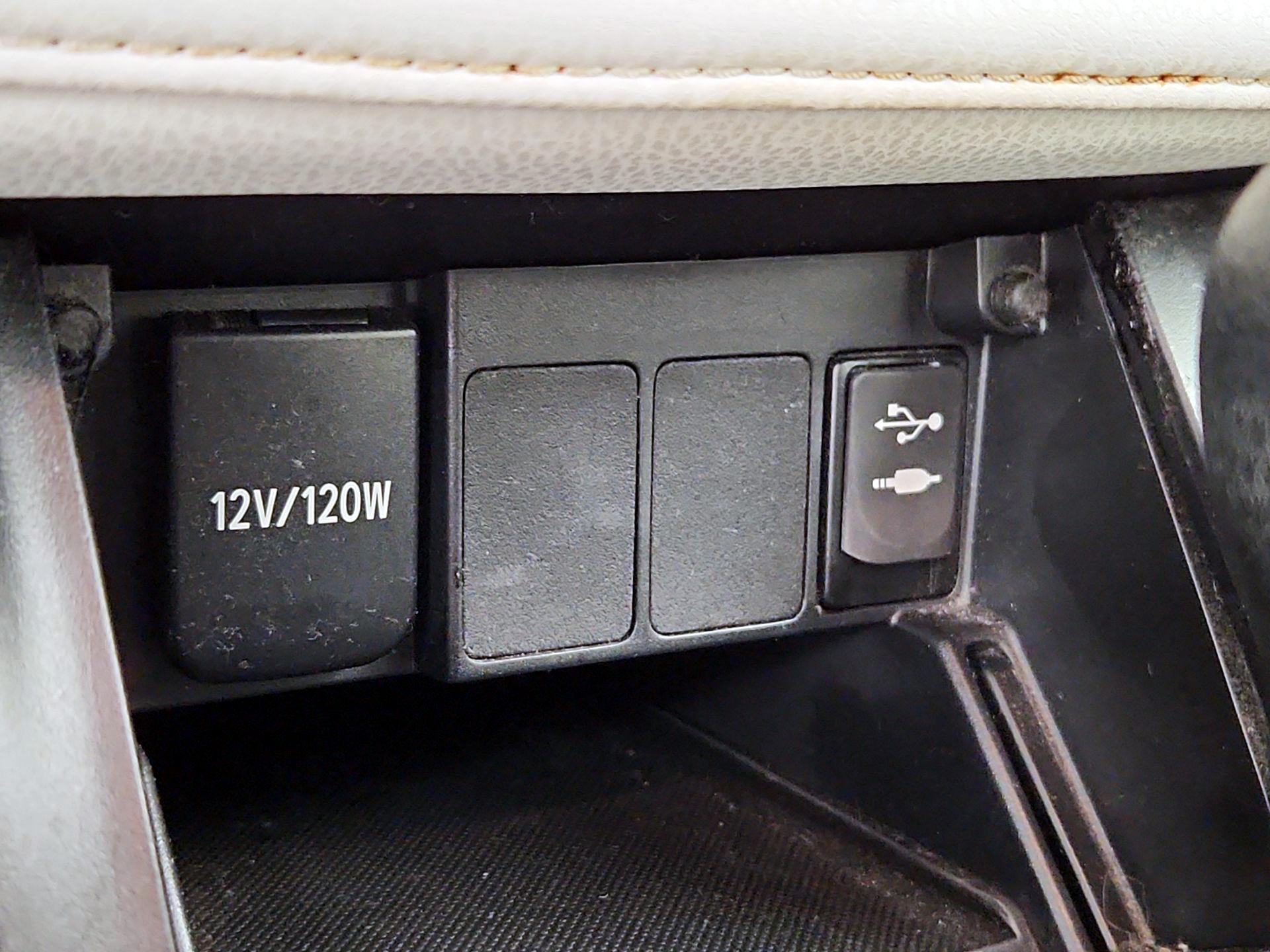 Thumbnail: 2017 Toyota Corolla iM - 18