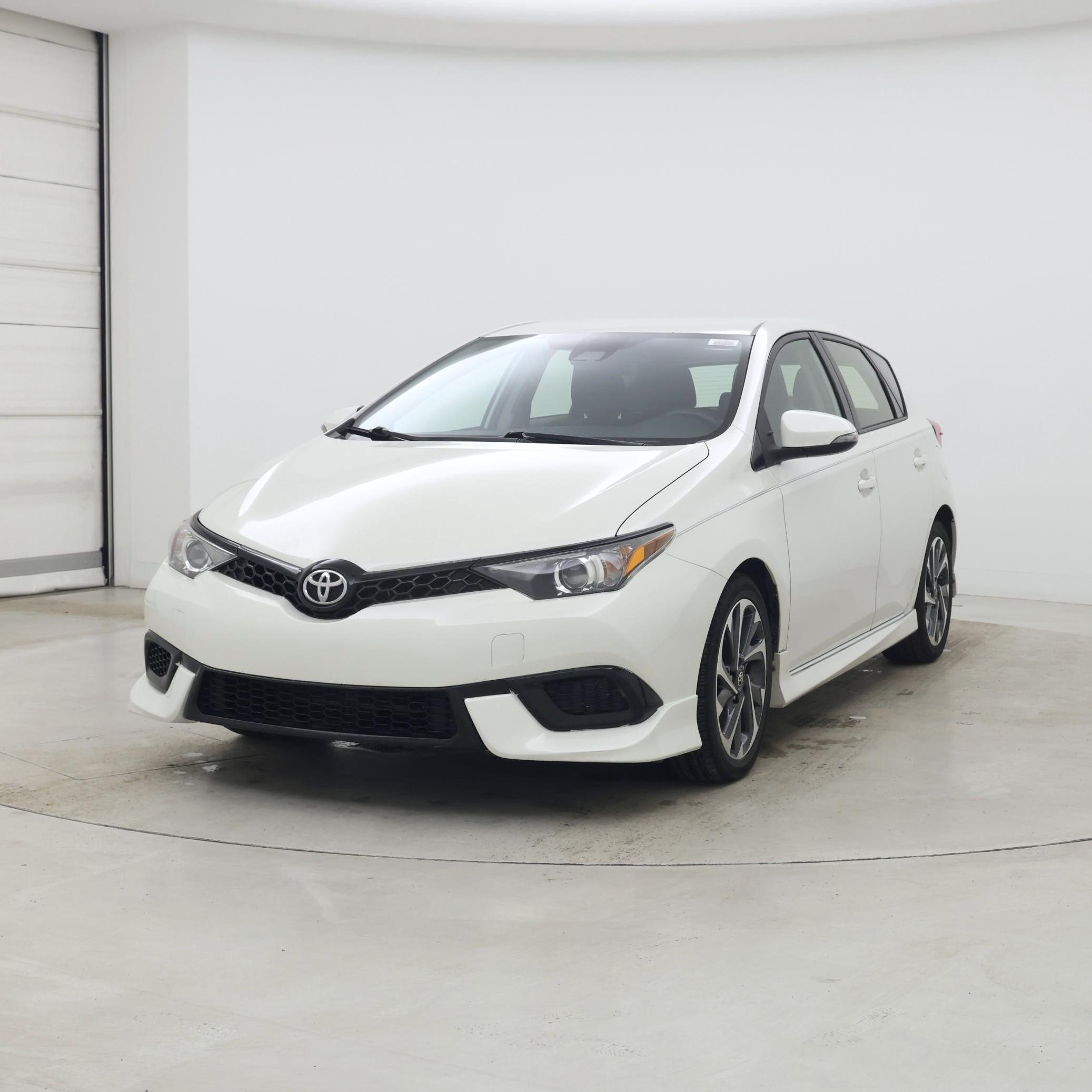 Thumbnail: 2017 Toyota Corolla iM - 4