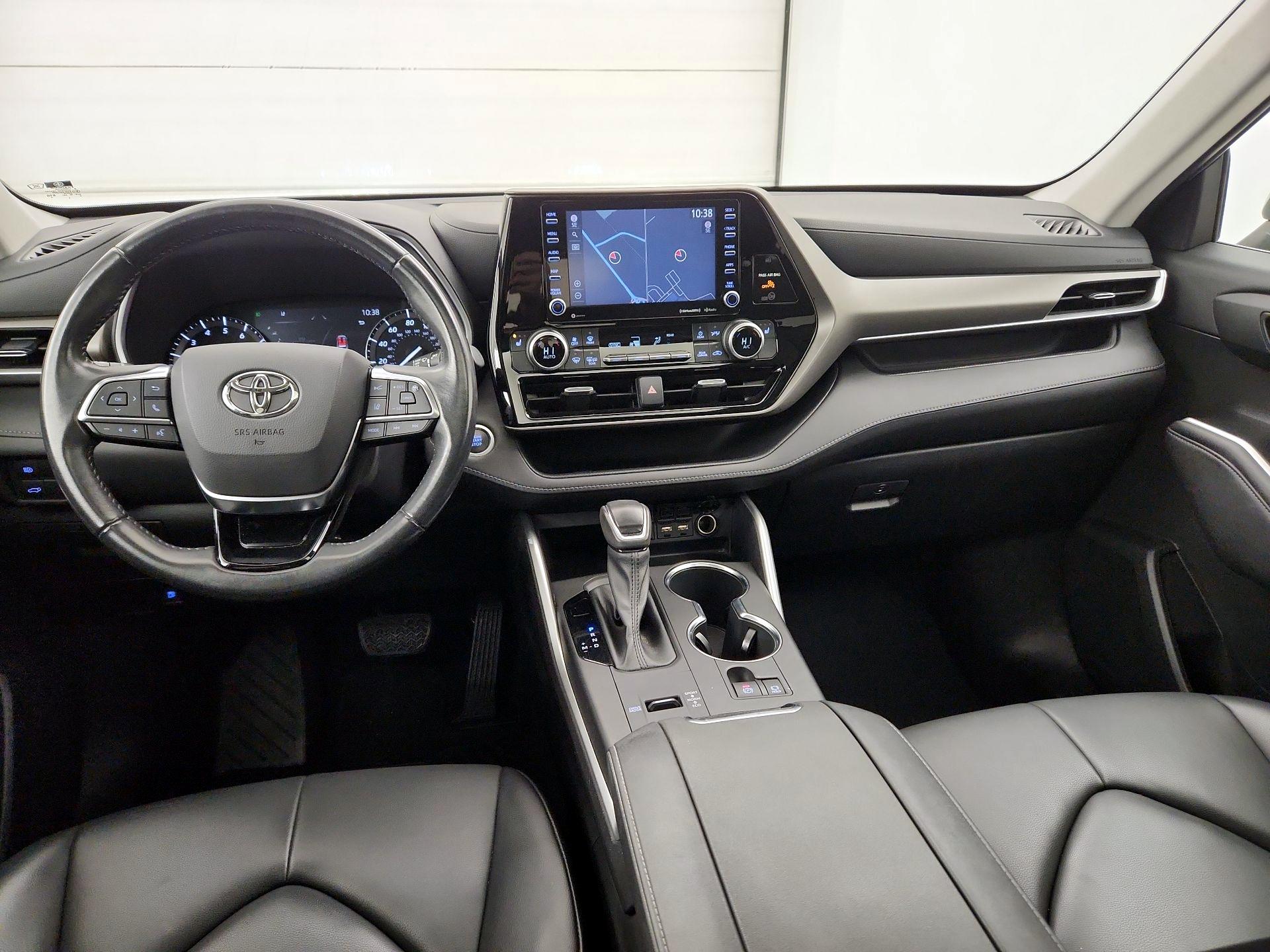 Thumbnail: 2021 Toyota Highlander - 9