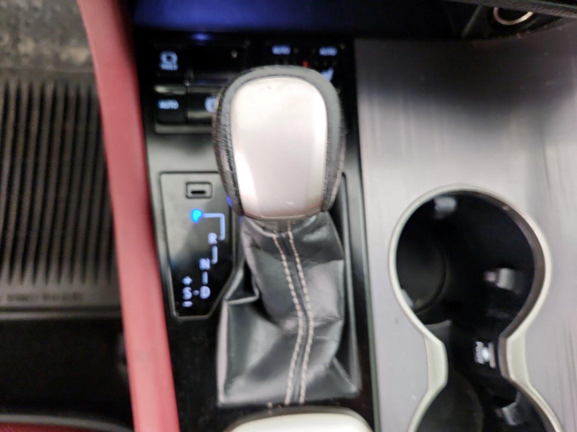 Thumbnail: 2017 Lexus RX - 18