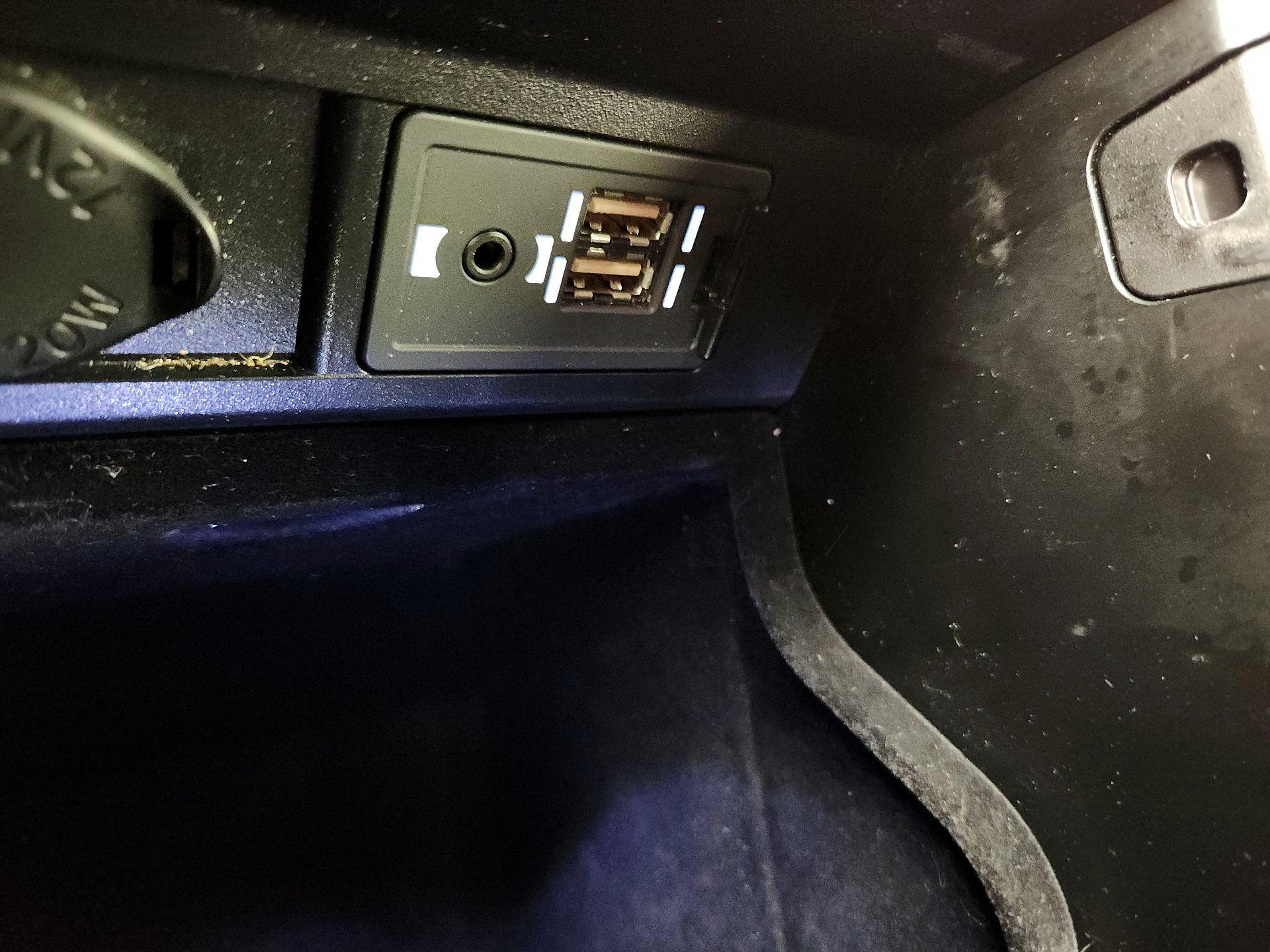 Thumbnail: 2017 Lexus RX - 19