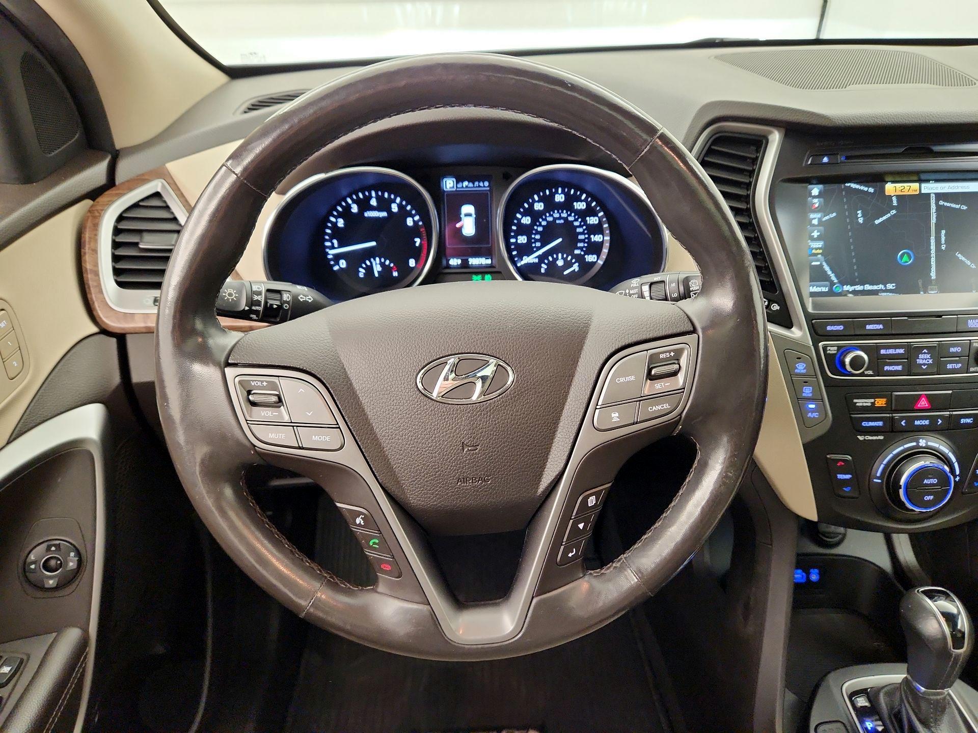 Thumbnail: 2017 Hyundai Santa Fe - 10