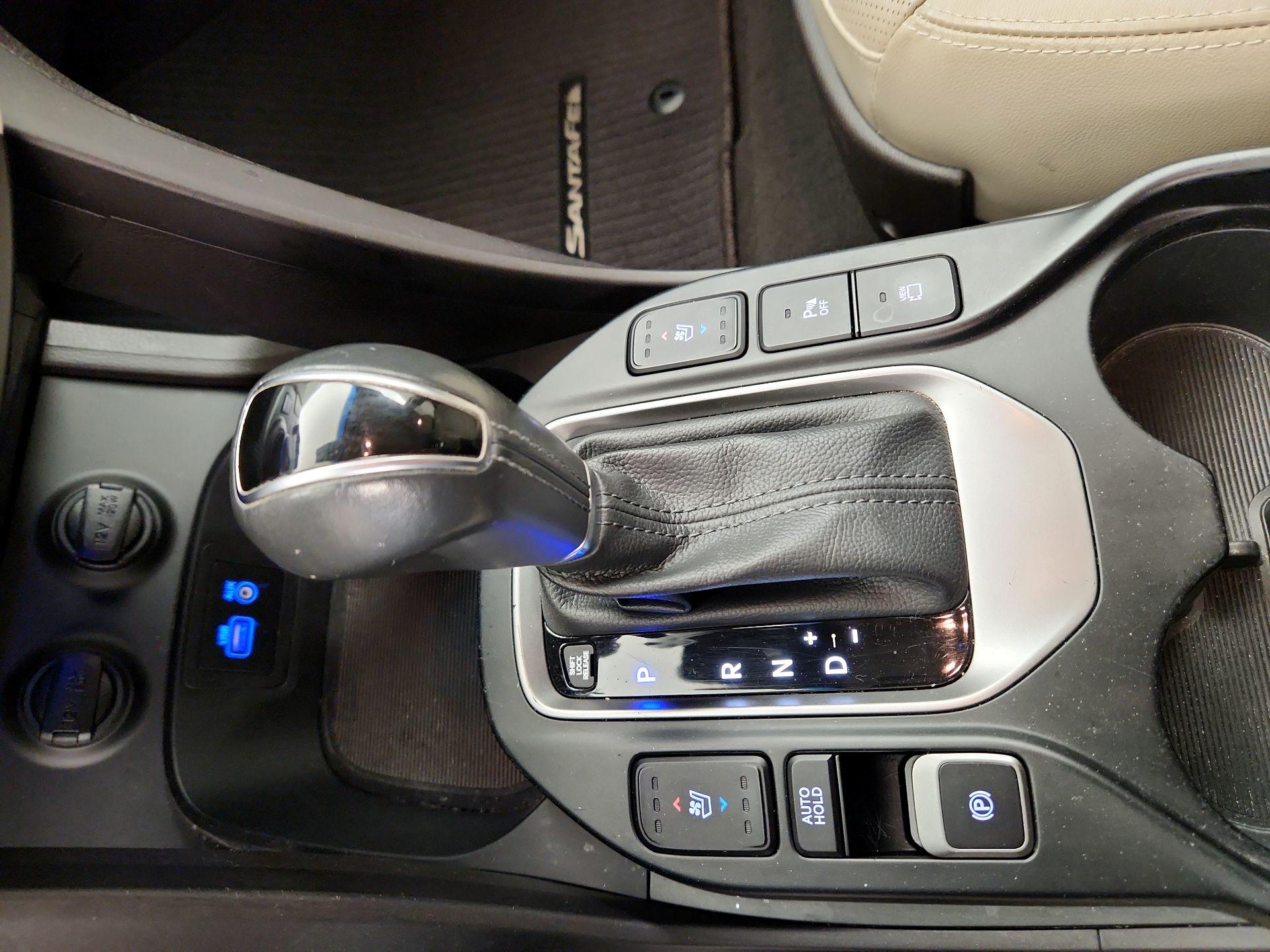 Thumbnail: 2017 Hyundai Santa Fe - 18