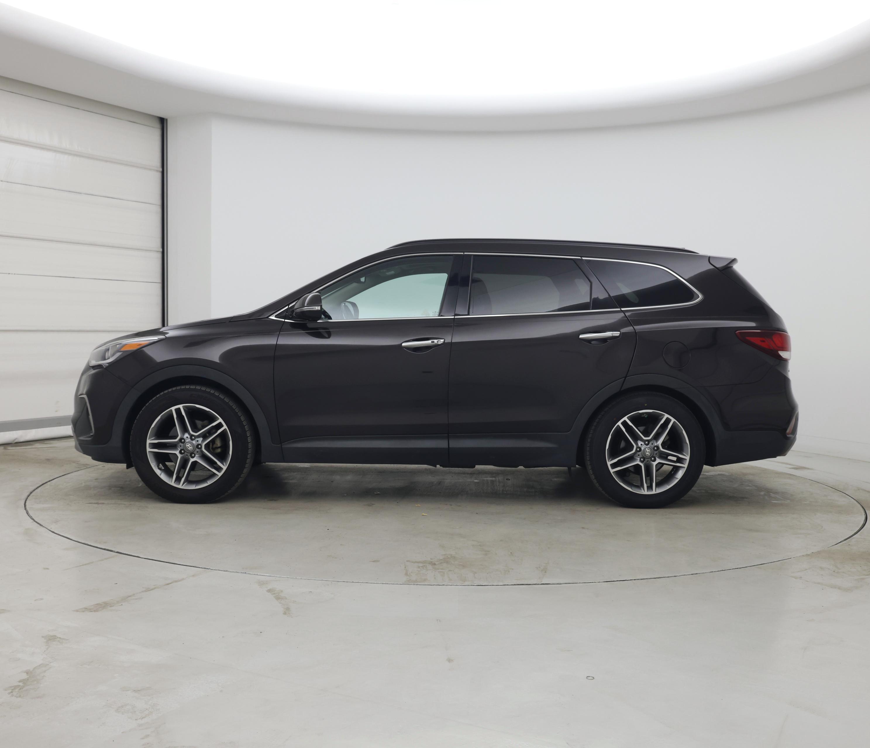 Thumbnail: 2017 Hyundai Santa Fe - 3