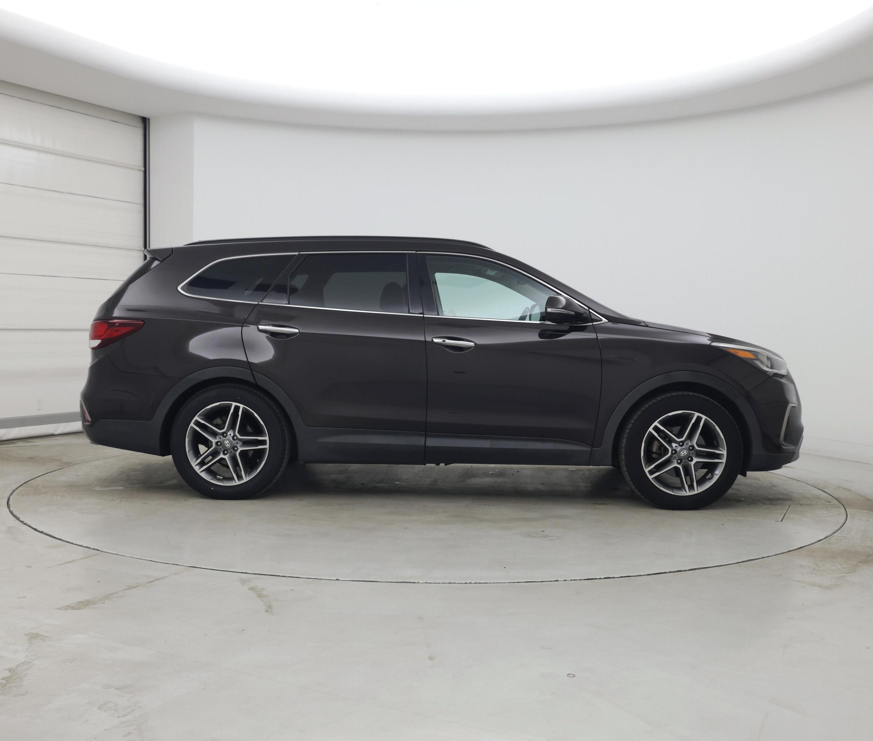 Thumbnail: 2017 Hyundai Santa Fe - 7