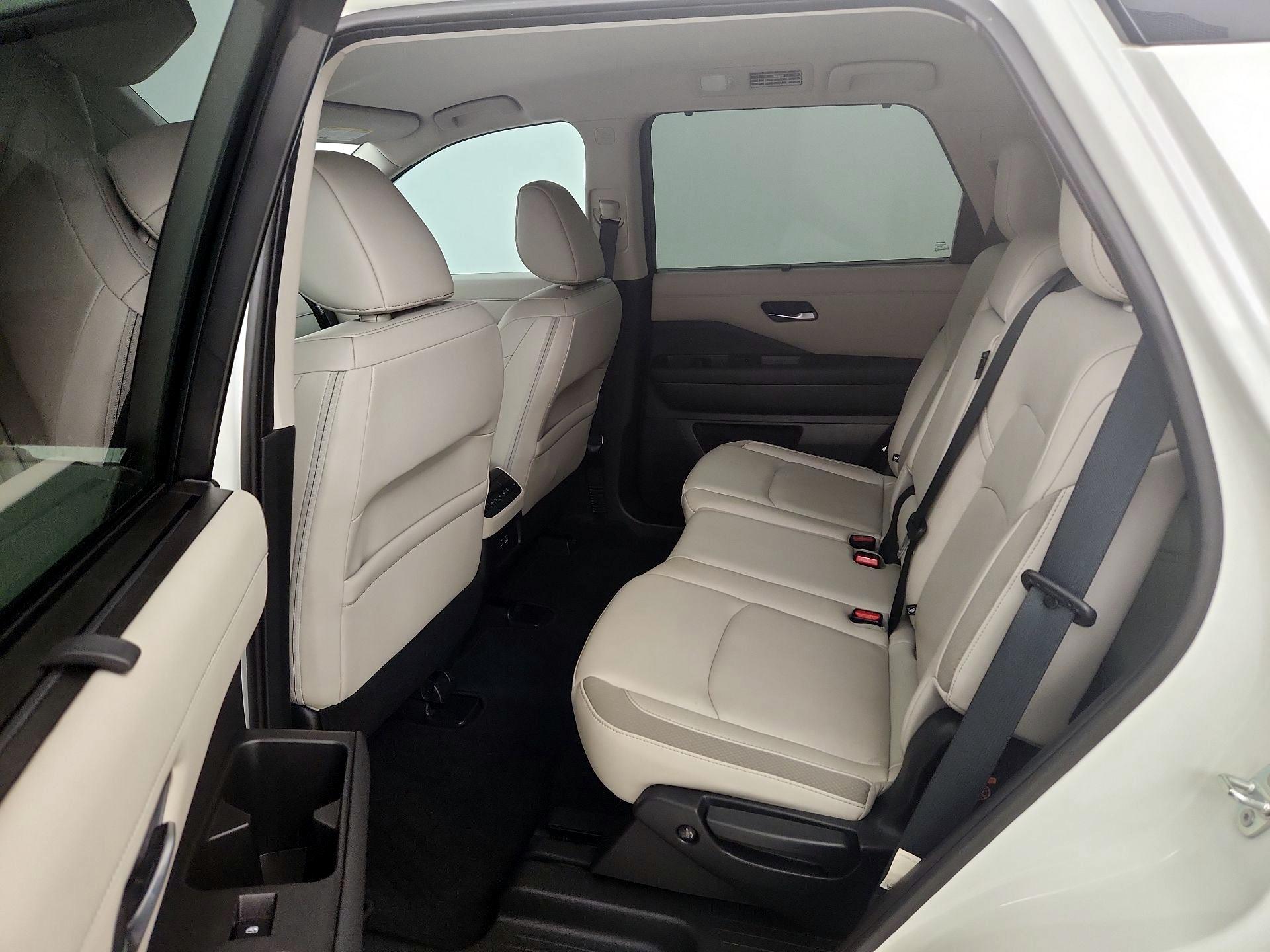 Thumbnail: 2023 Nissan Pathfinder - 20