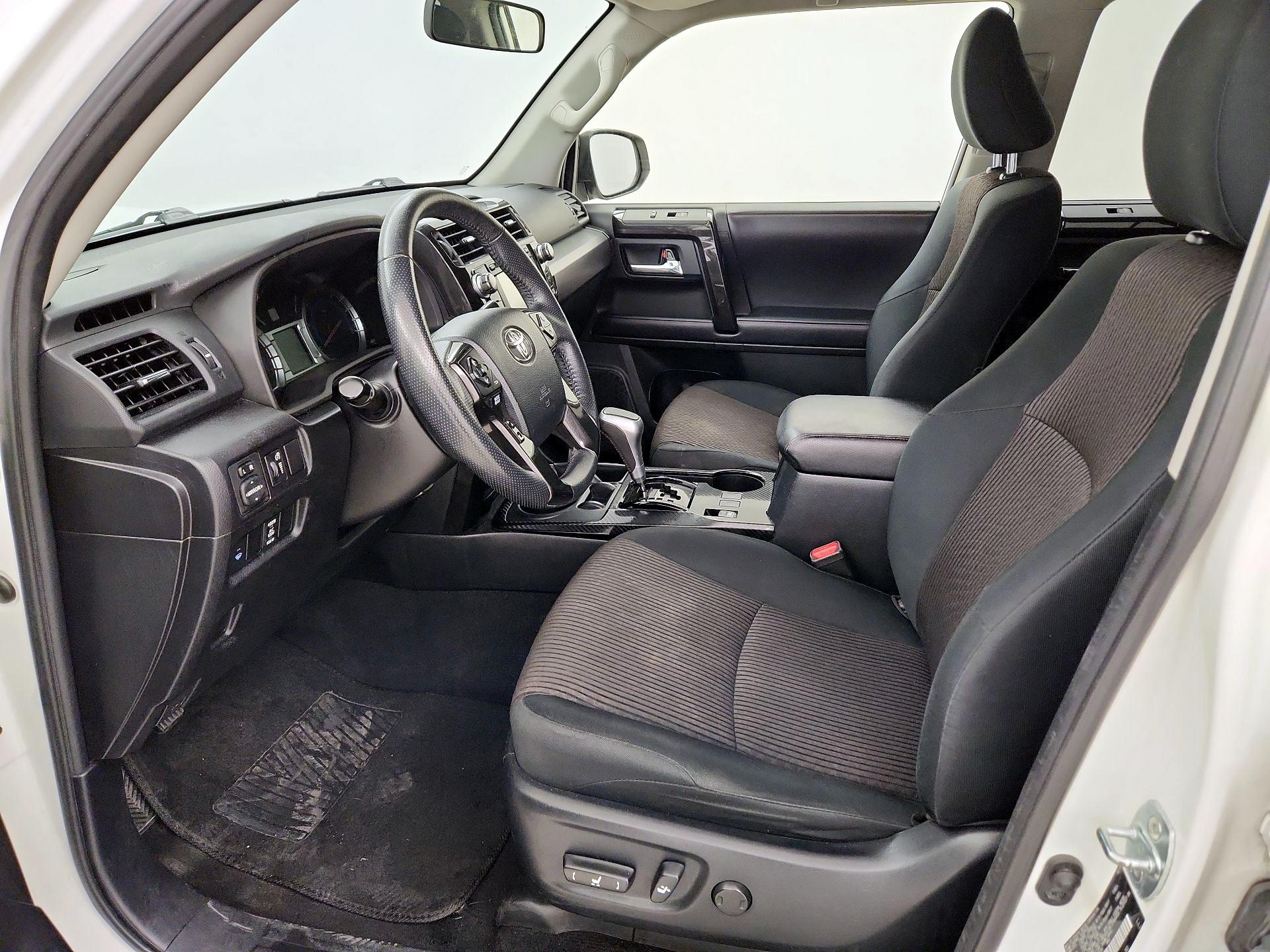 Thumbnail: 2019 Toyota 4Runner - 11