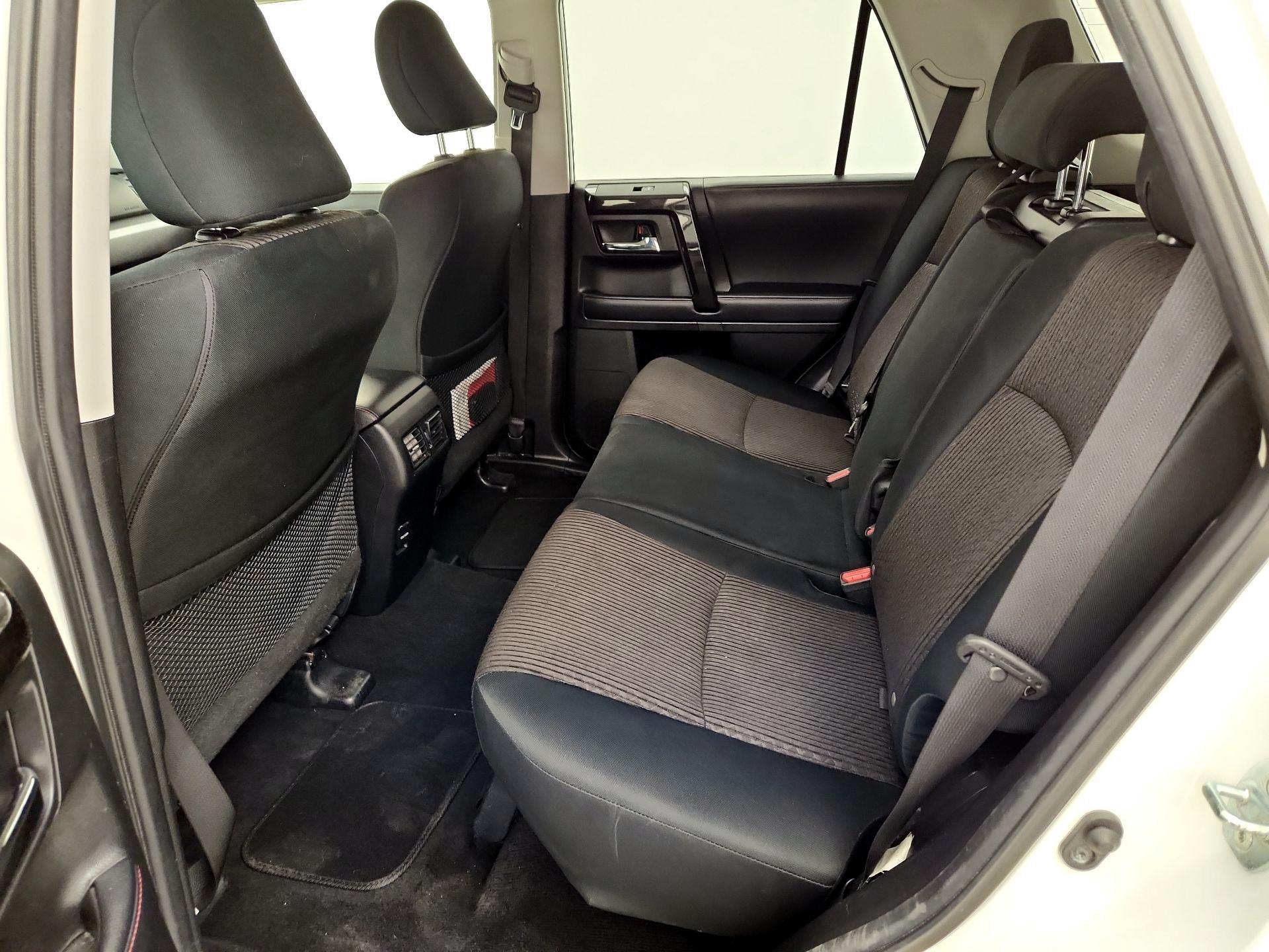 Thumbnail: 2019 Toyota 4Runner - 20