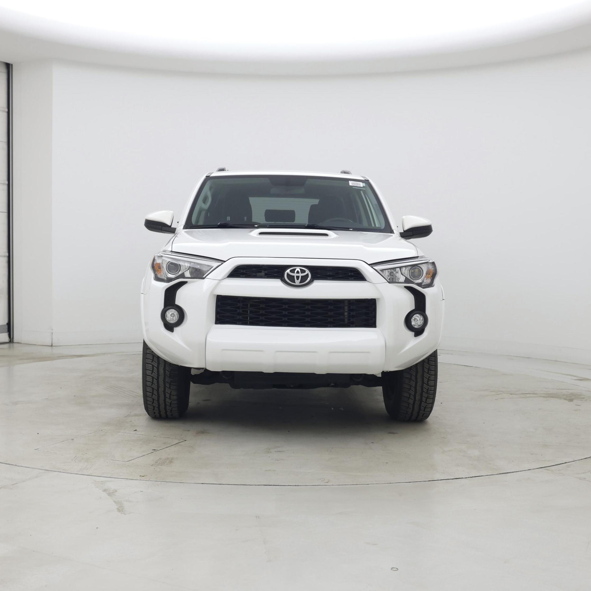 Thumbnail: 2019 Toyota 4Runner - 5