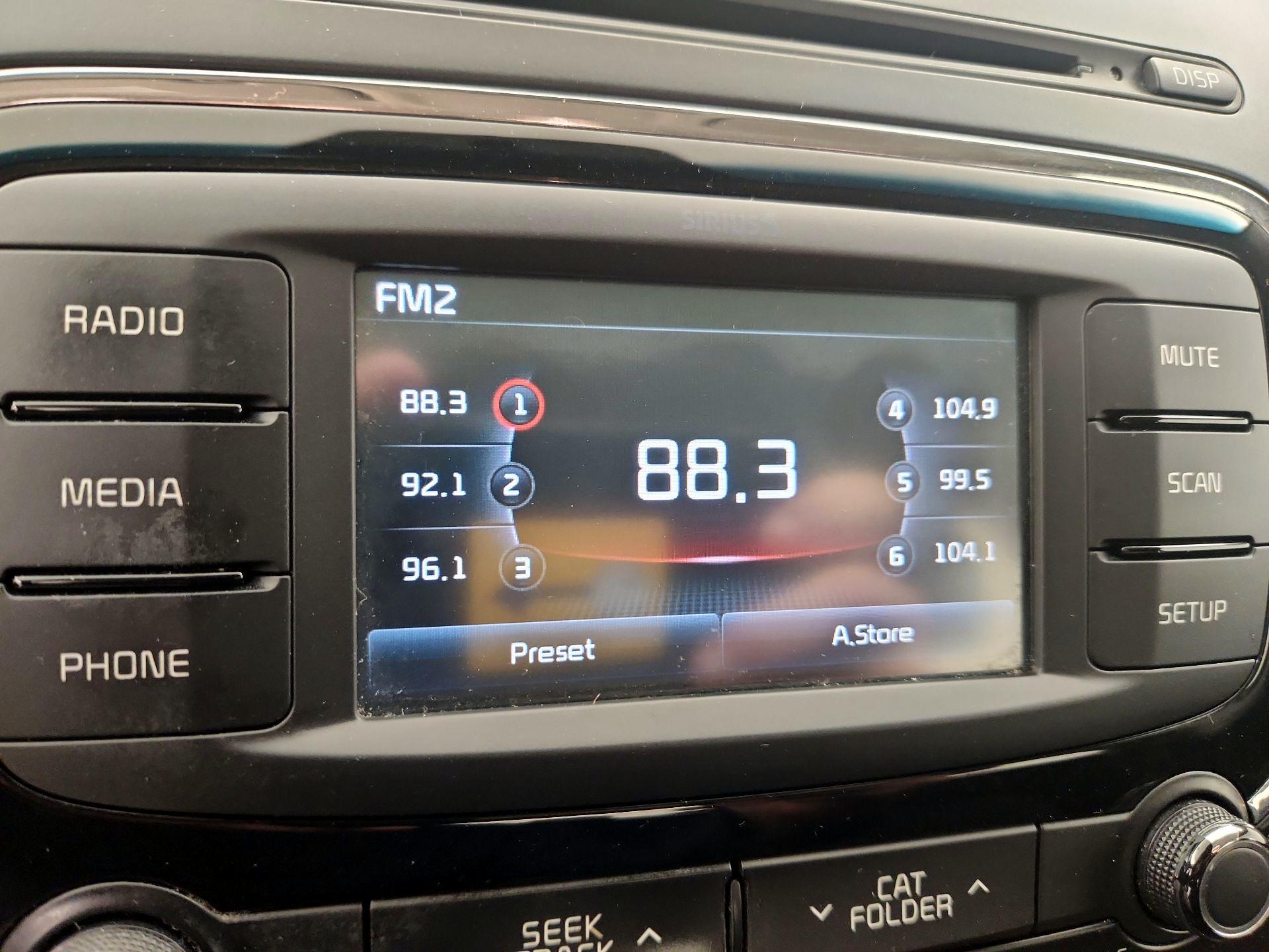 Thumbnail: 2018 Kia Forte - 15