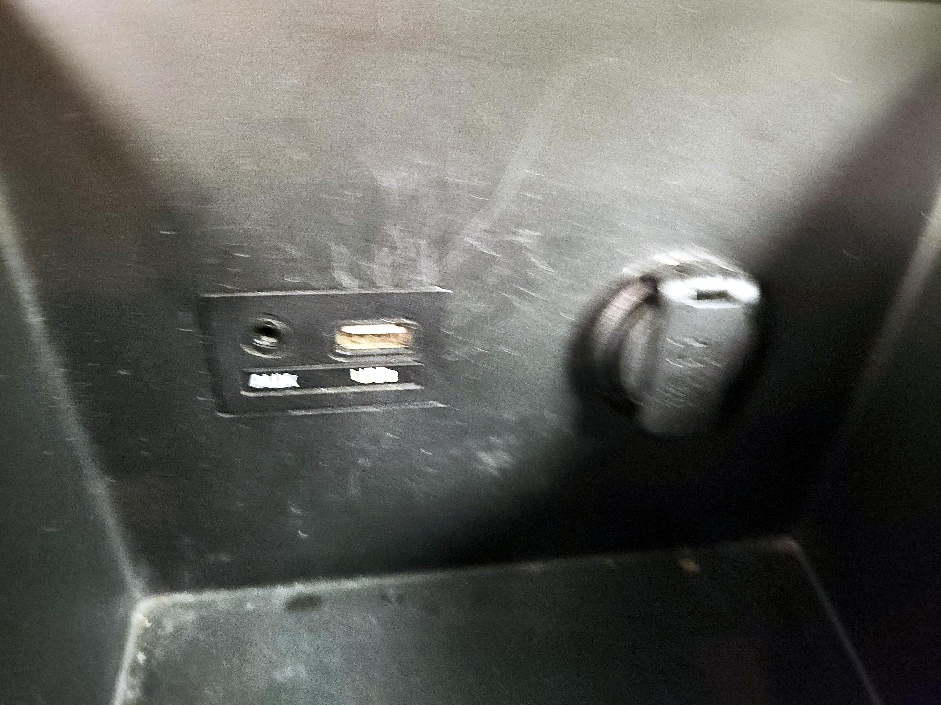 Thumbnail: 2018 Kia Forte - 18