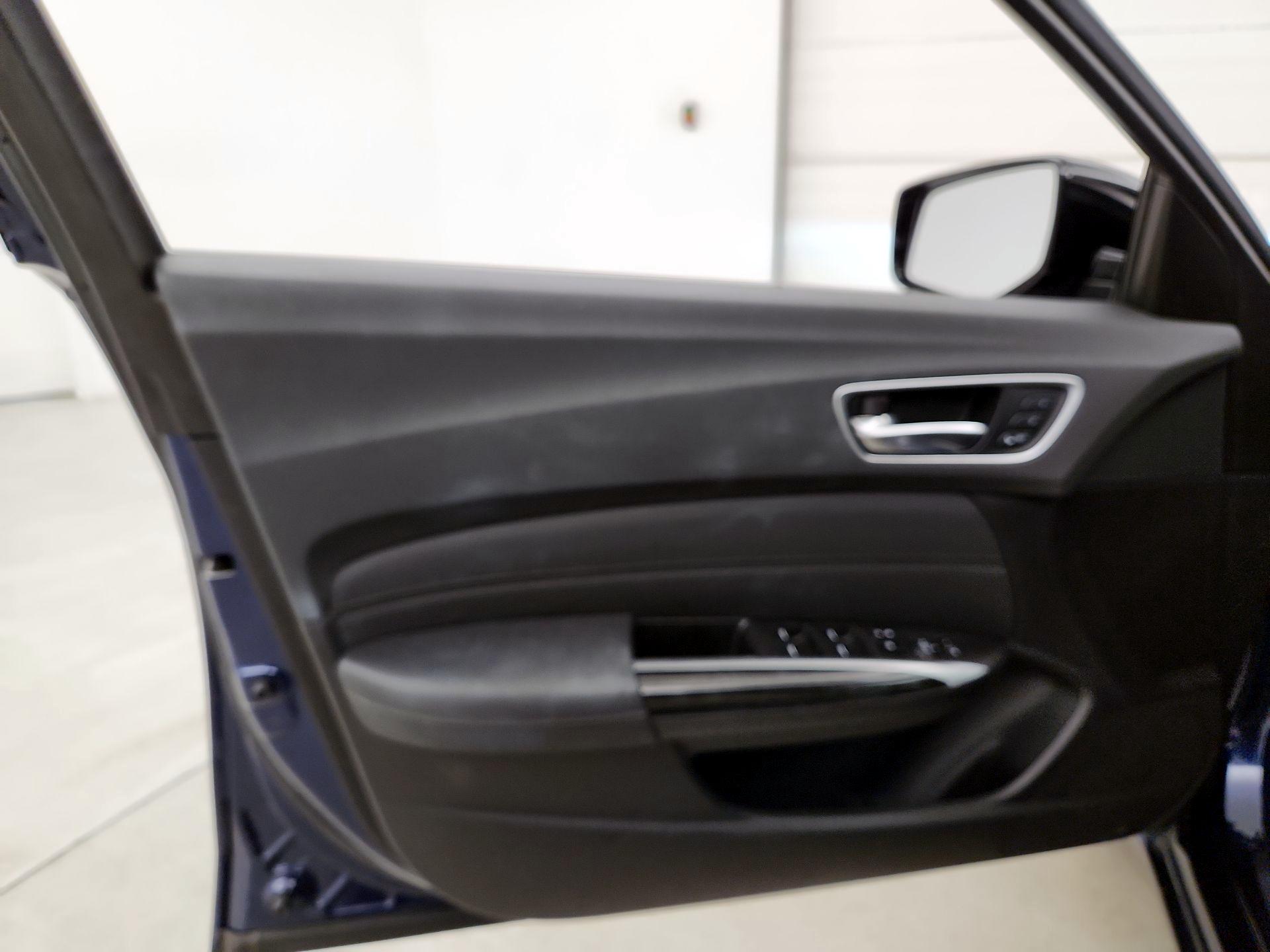 Thumbnail: 2020 Acura TLX - 12