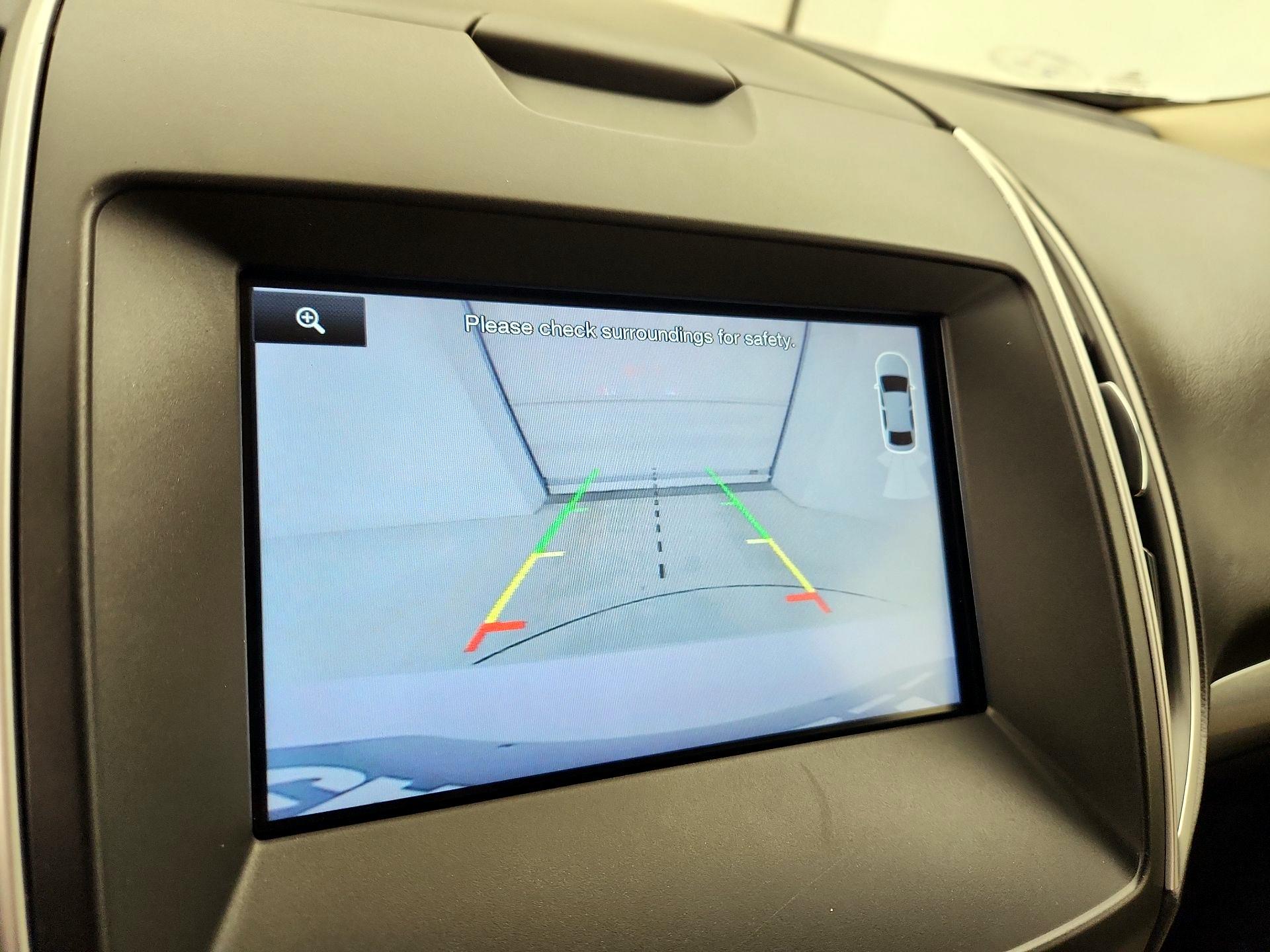 Thumbnail: 2015 Ford Edge - 14