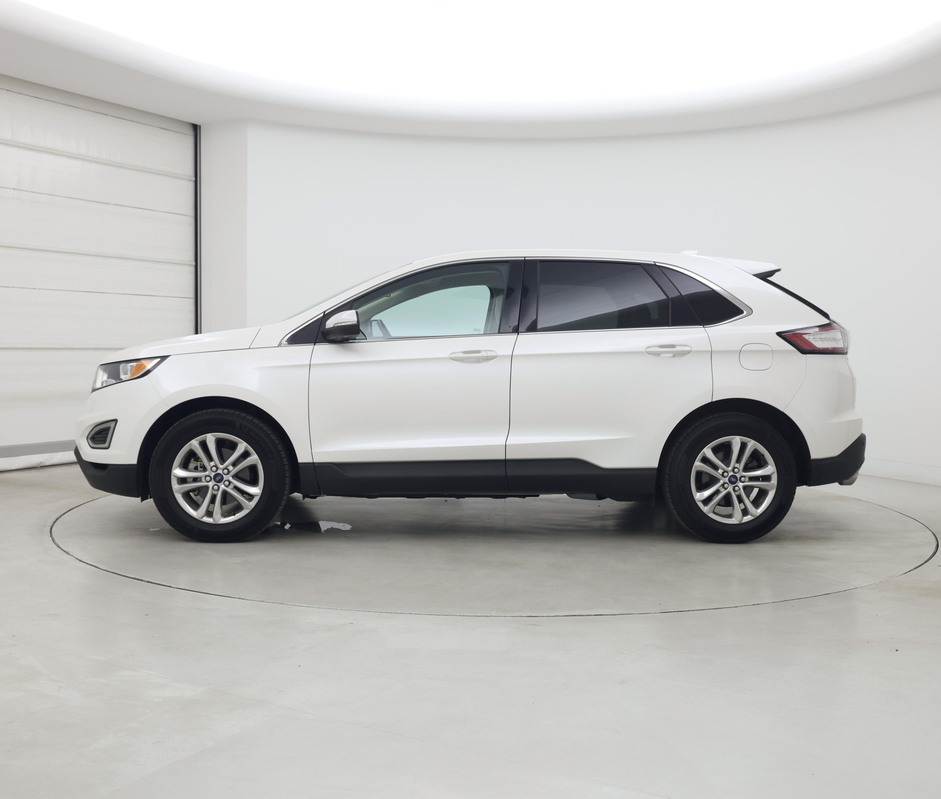 Thumbnail: 2015 Ford Edge - 3
