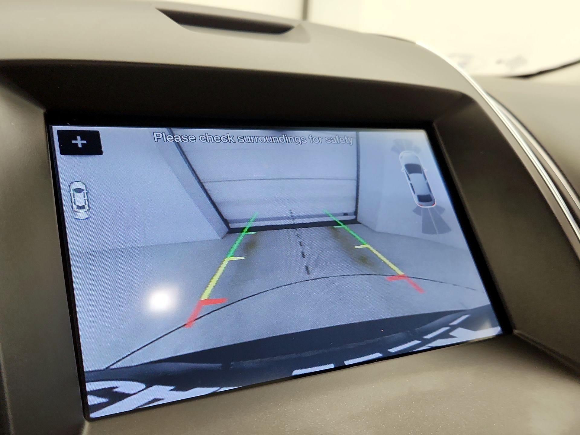 Thumbnail: 2019 Ford Edge - 15