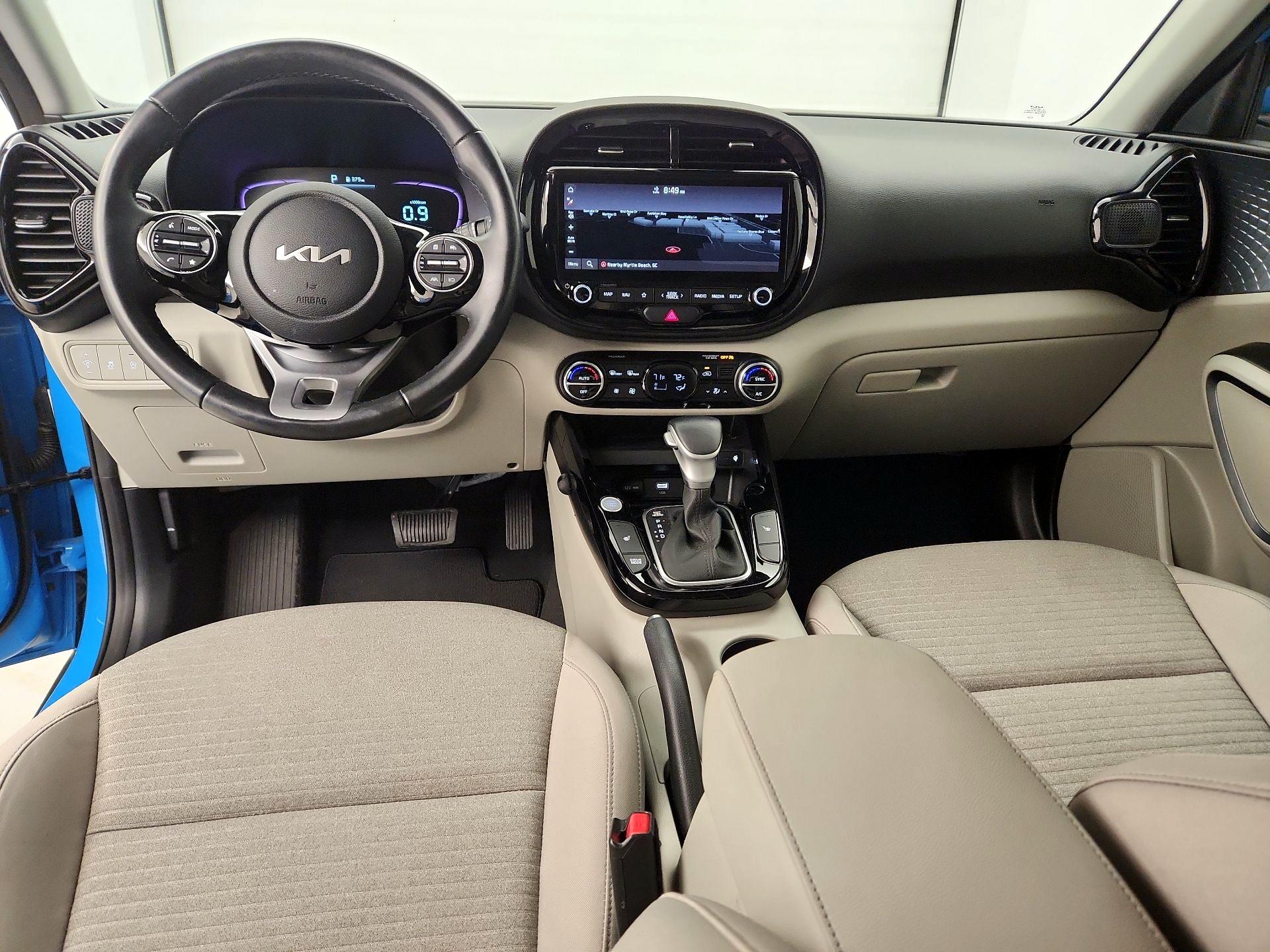 Thumbnail: 2023 Kia Soul - 9