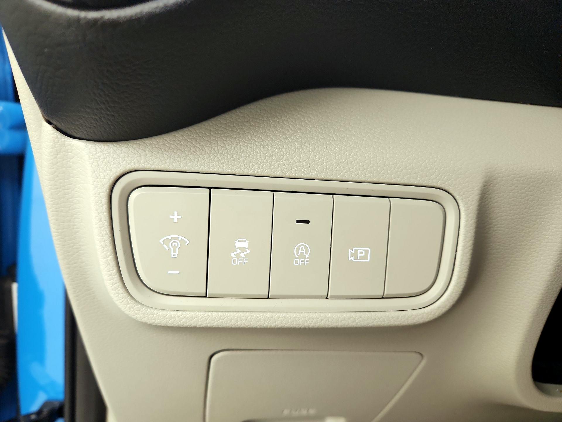 Thumbnail: 2023 Kia Soul - 13