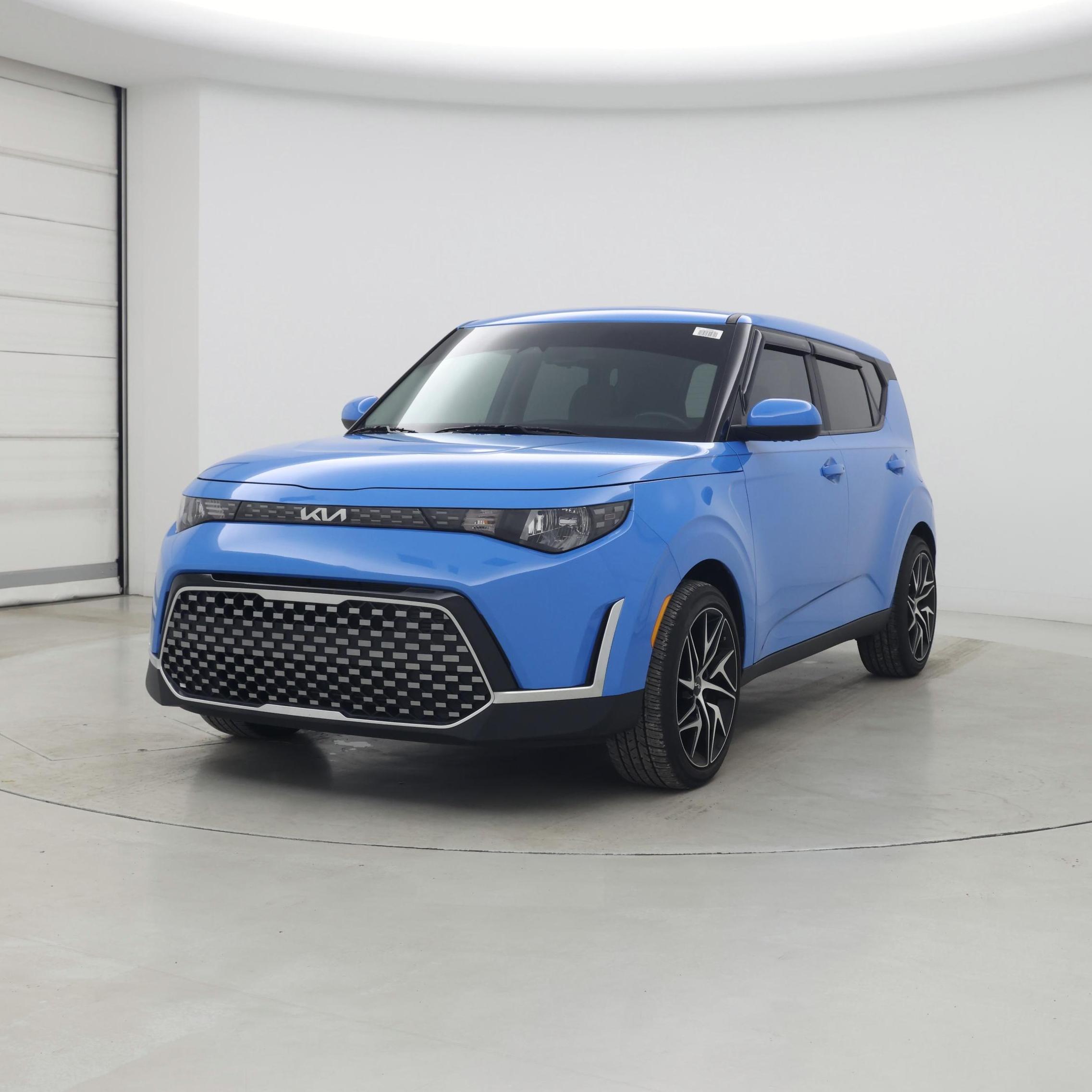 Thumbnail: 2023 Kia Soul - 4