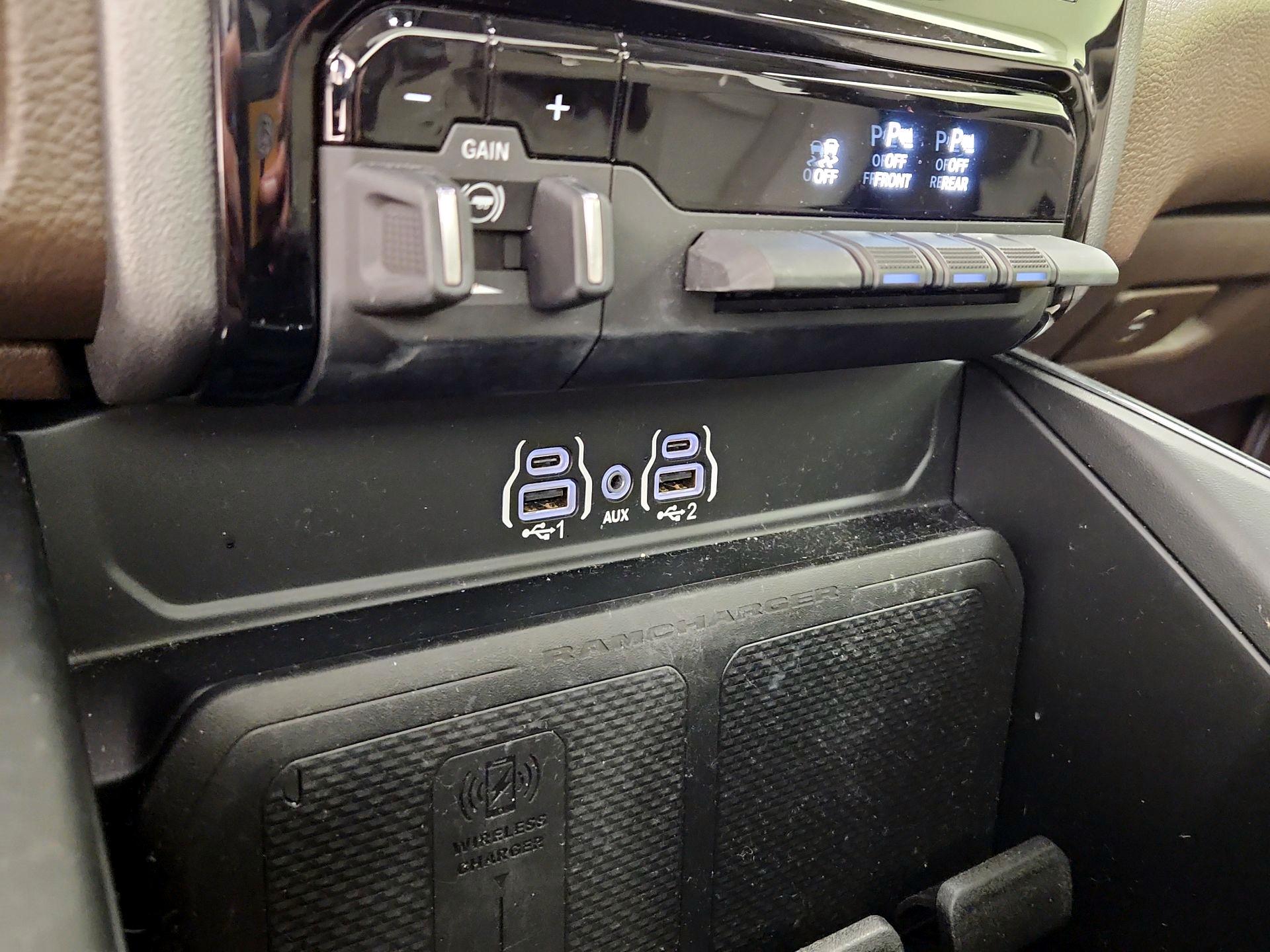 Thumbnail: 2025 RAM 1500 - 19