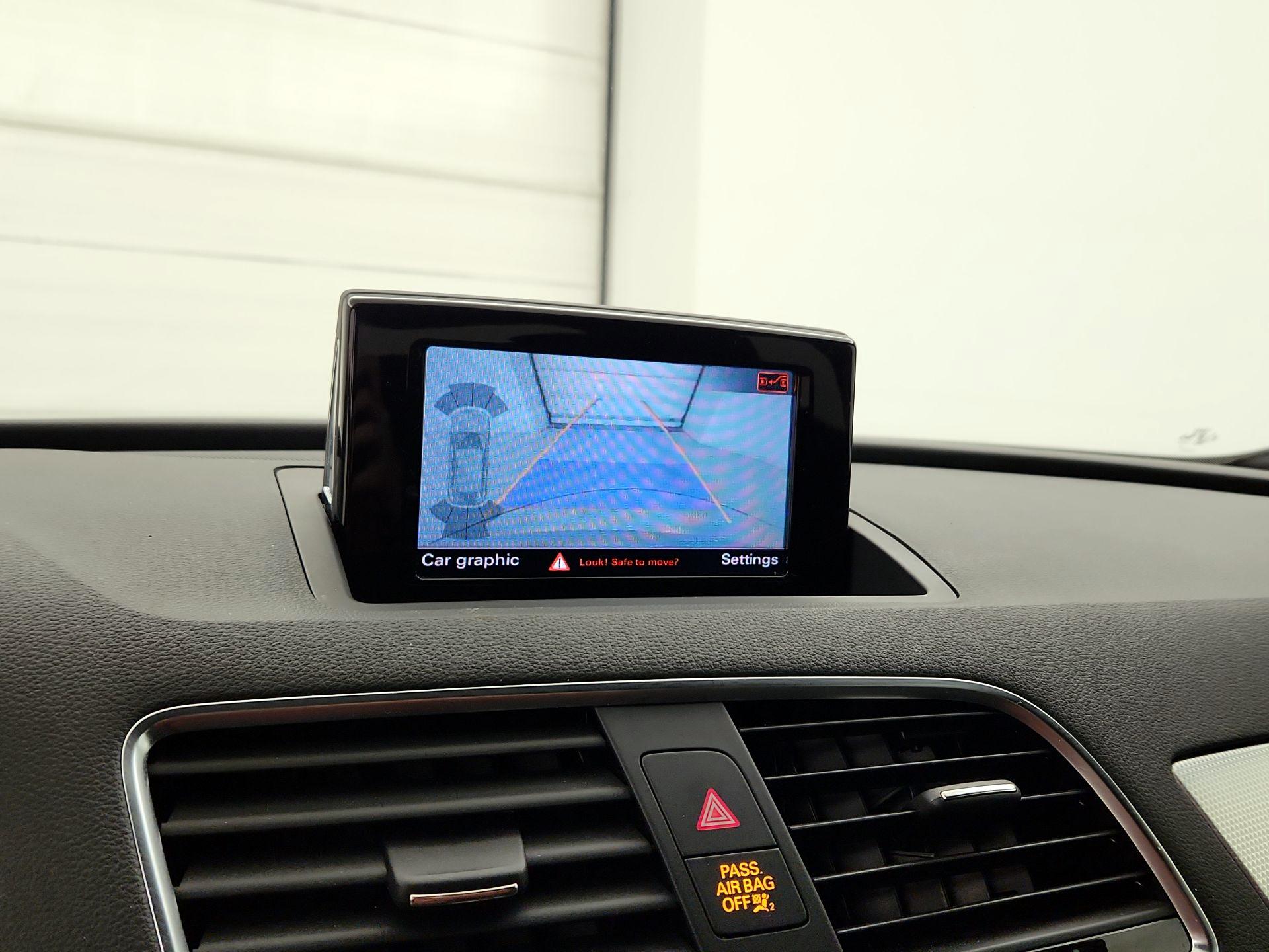 Thumbnail: 2018 Audi Q3 - 12