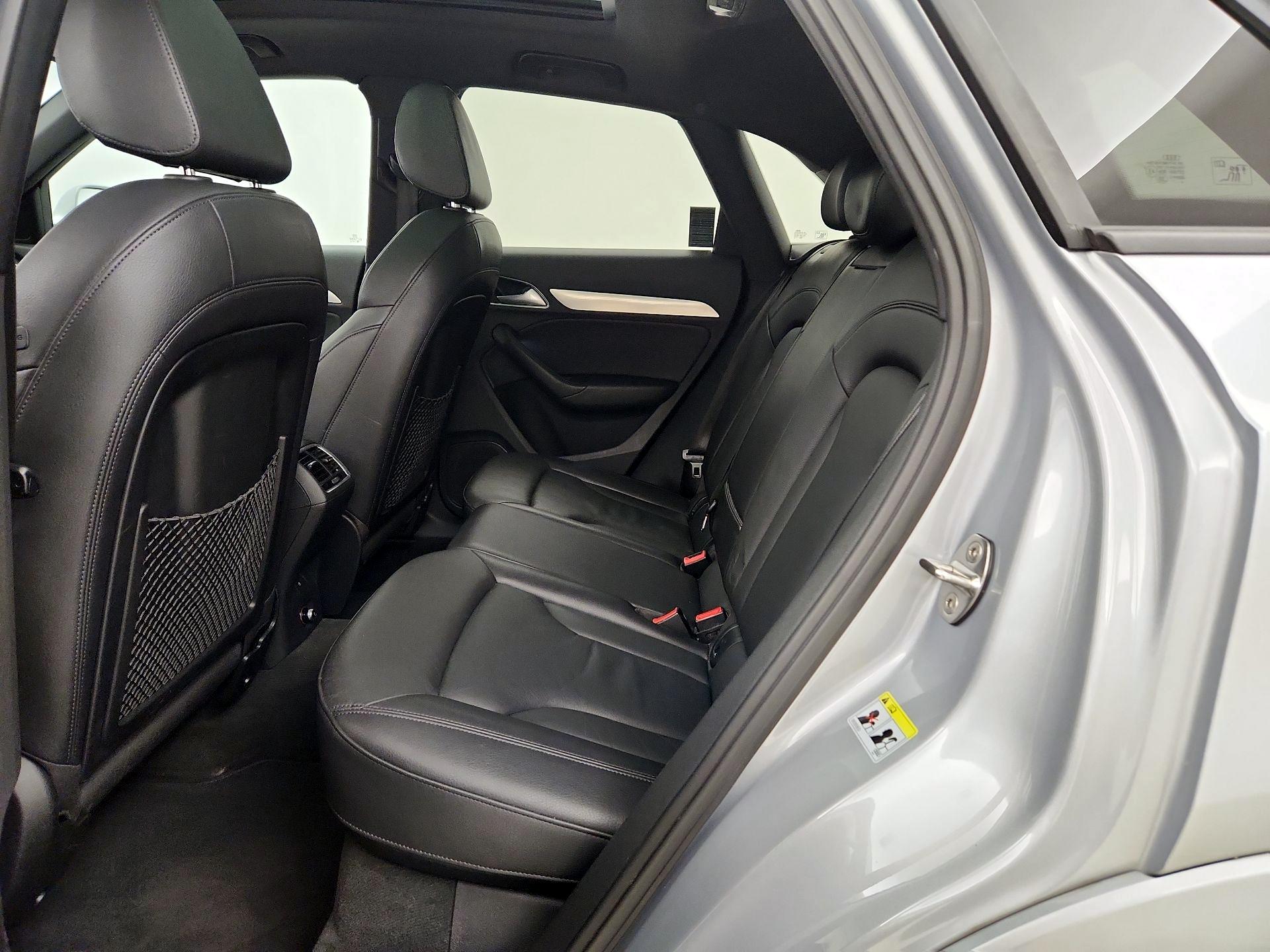 Thumbnail: 2018 Audi Q3 - 17