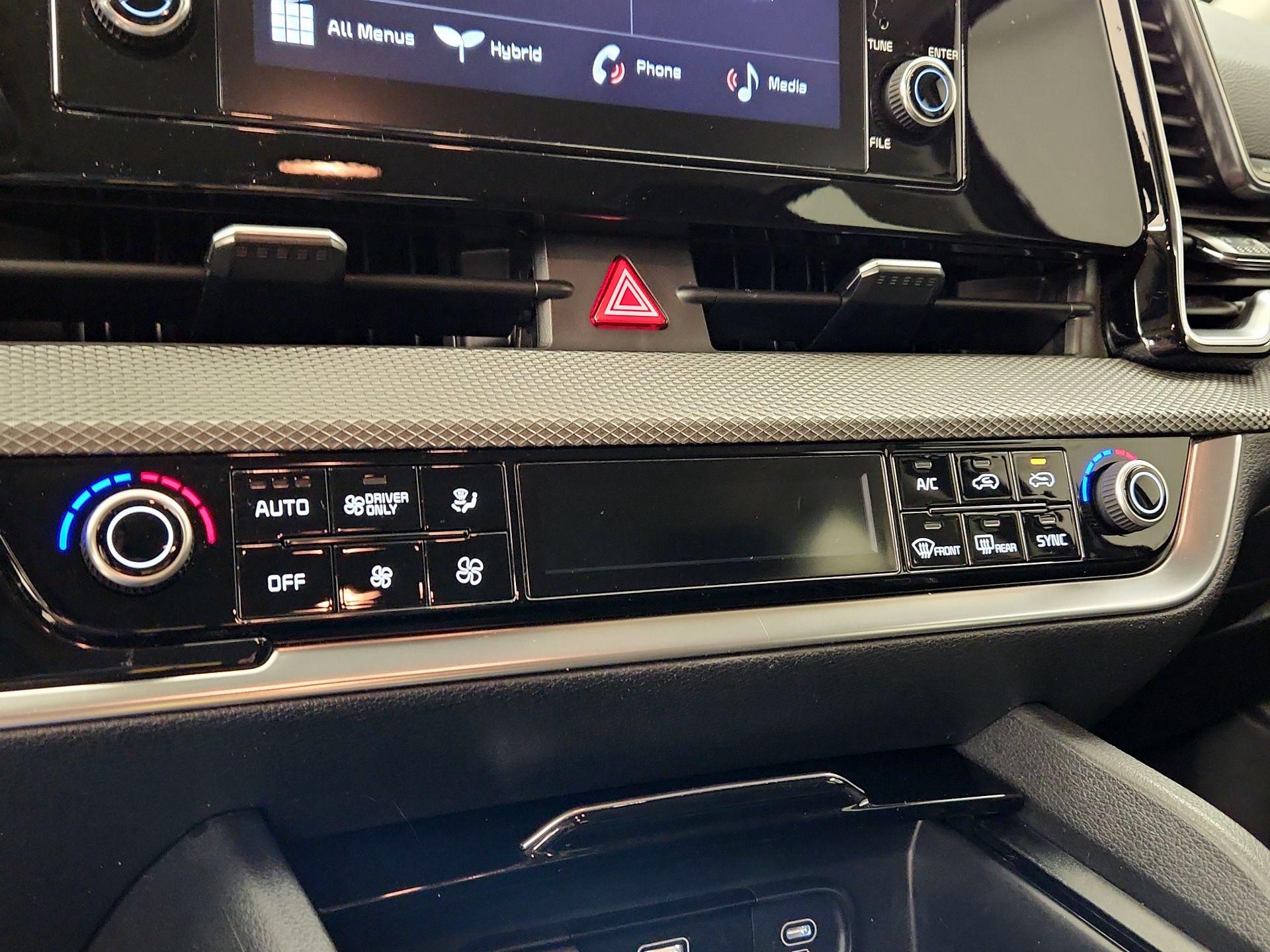 Thumbnail: 2023 Kia Sportage - 14