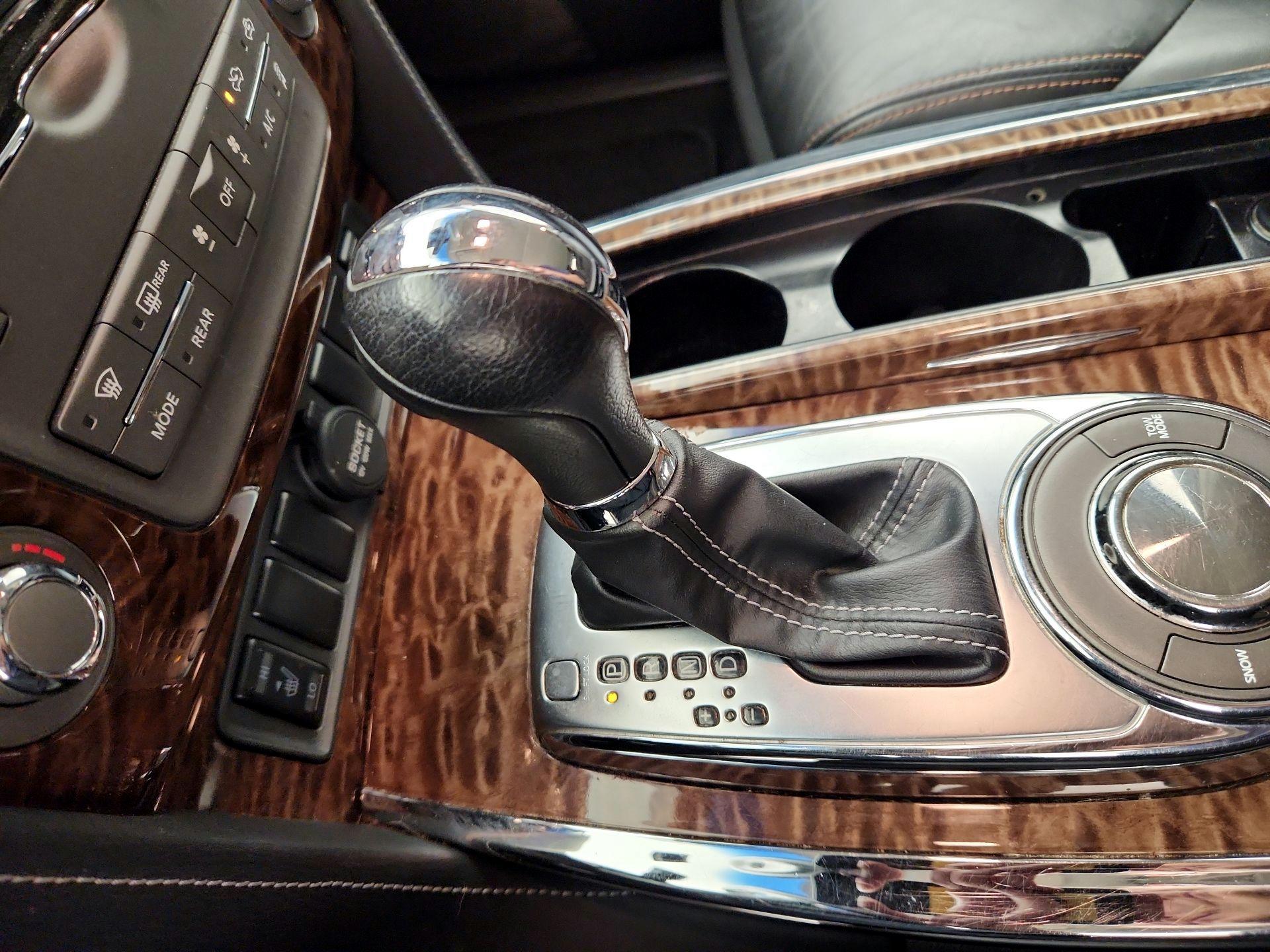 Thumbnail: 2017 Nissan Armada - 18