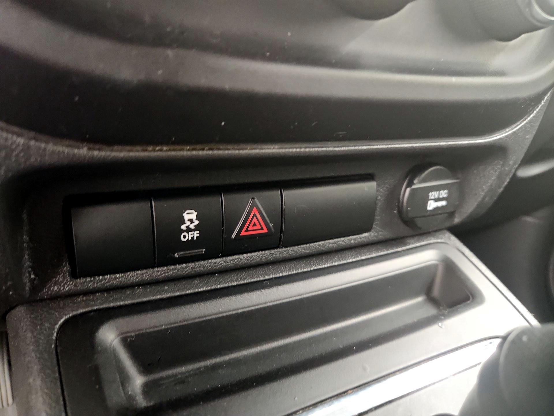 Thumbnail: 2017 Jeep Compass - 16