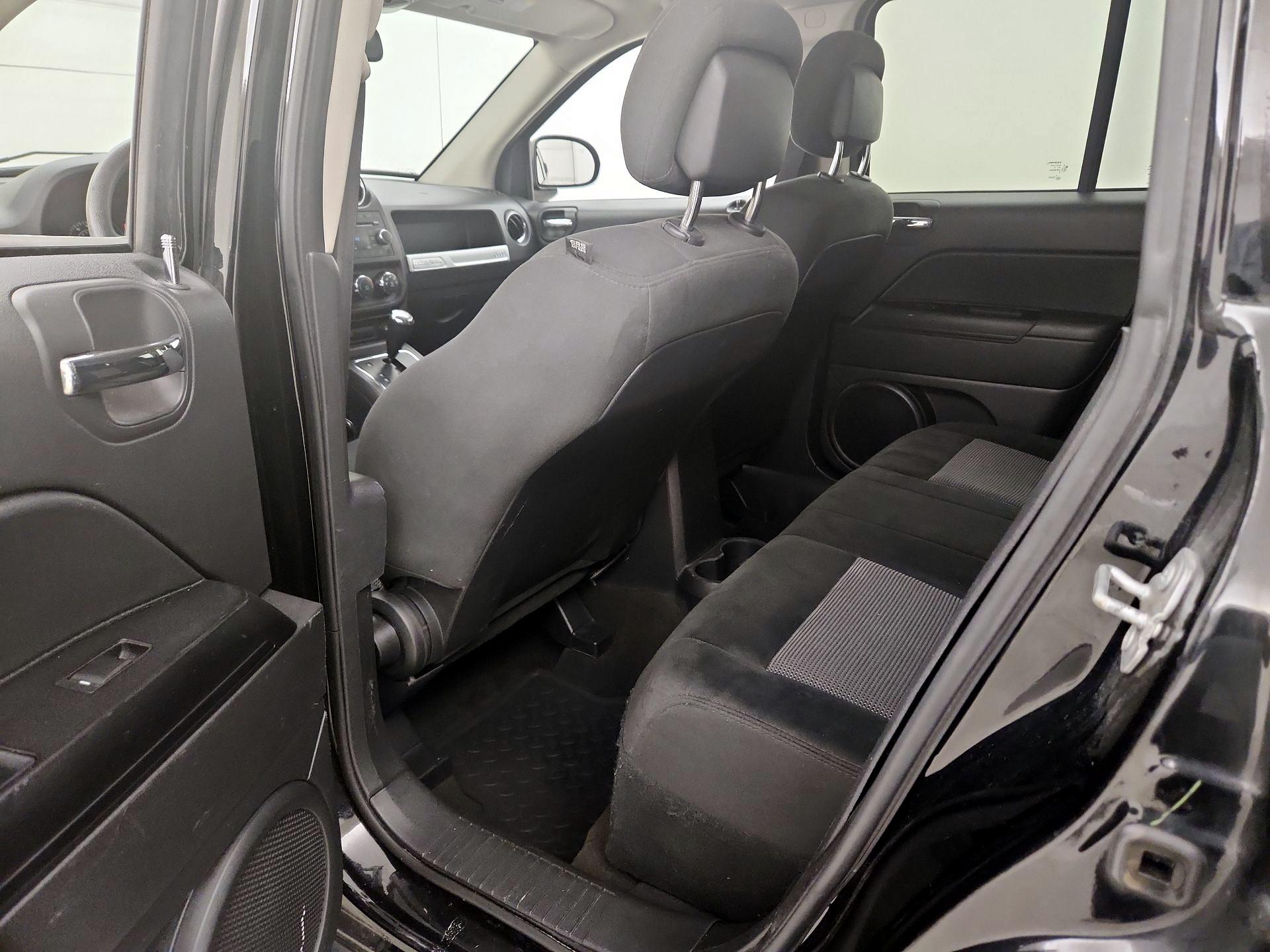 Thumbnail: 2017 Jeep Compass - 17