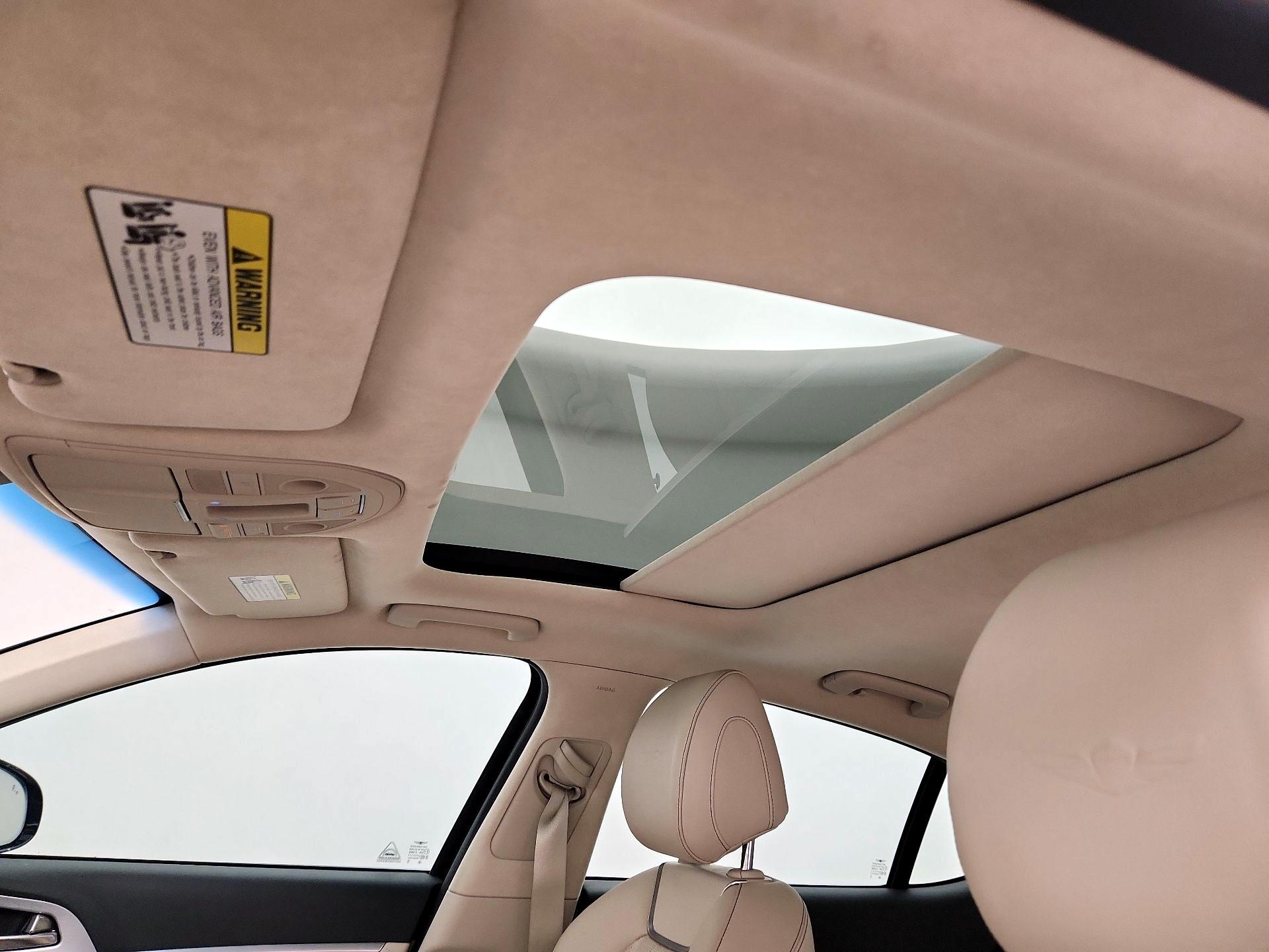 Thumbnail: 2019 Genesis G70 - 20